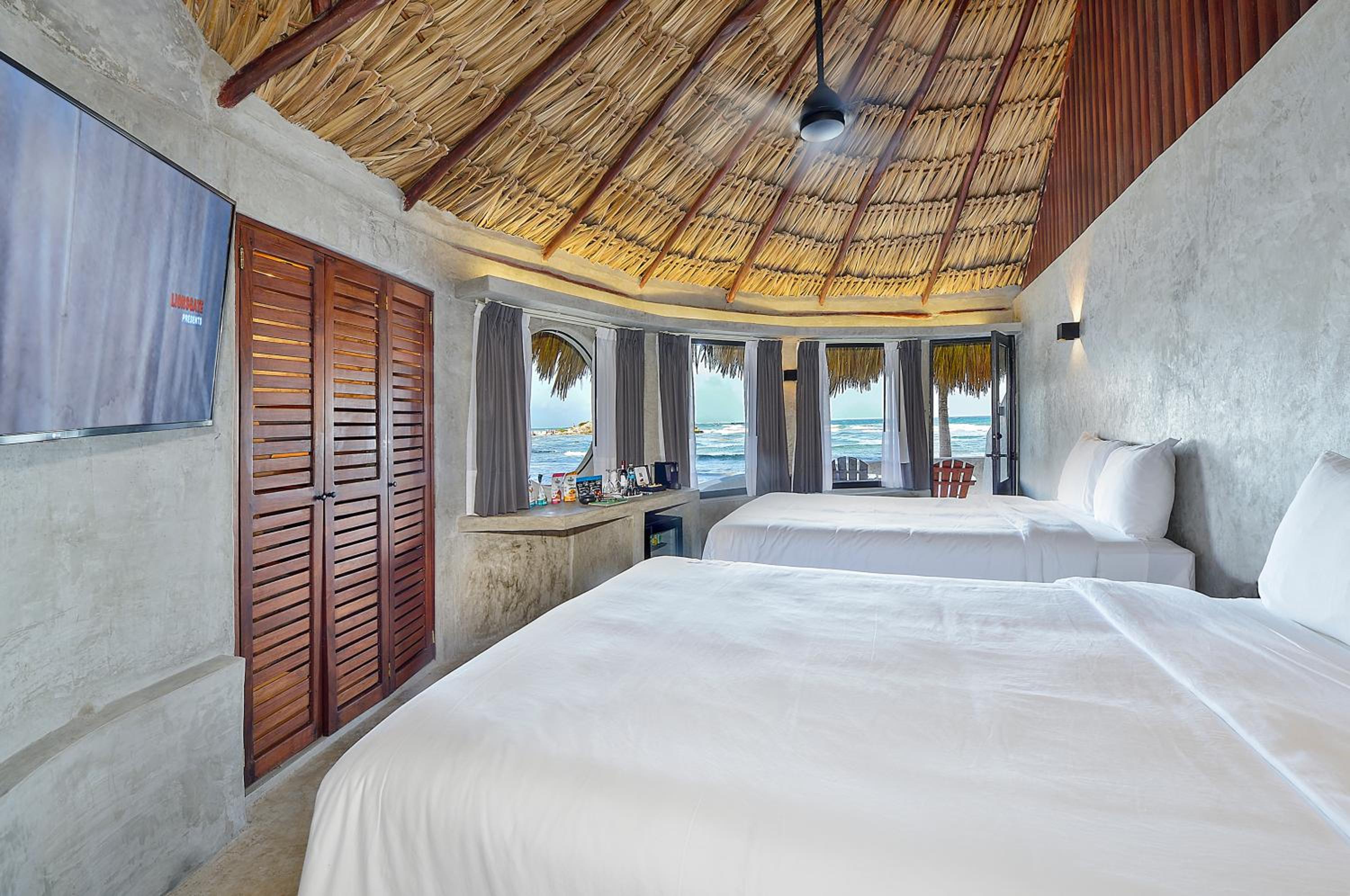 Superior Twin Room with Sea View