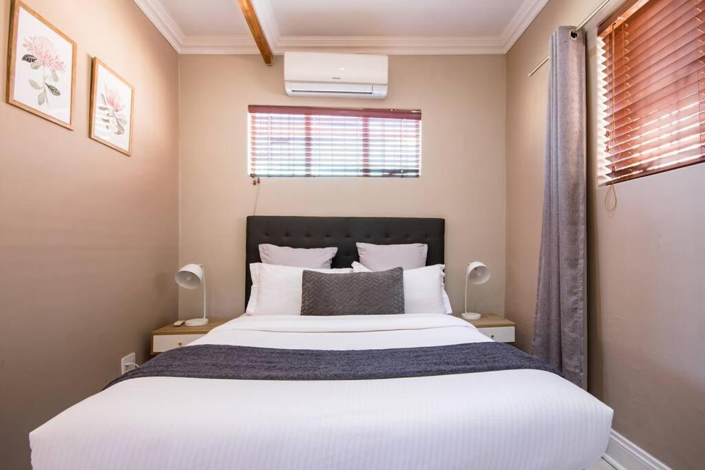 One-Bedroom Apartment - Photo 13