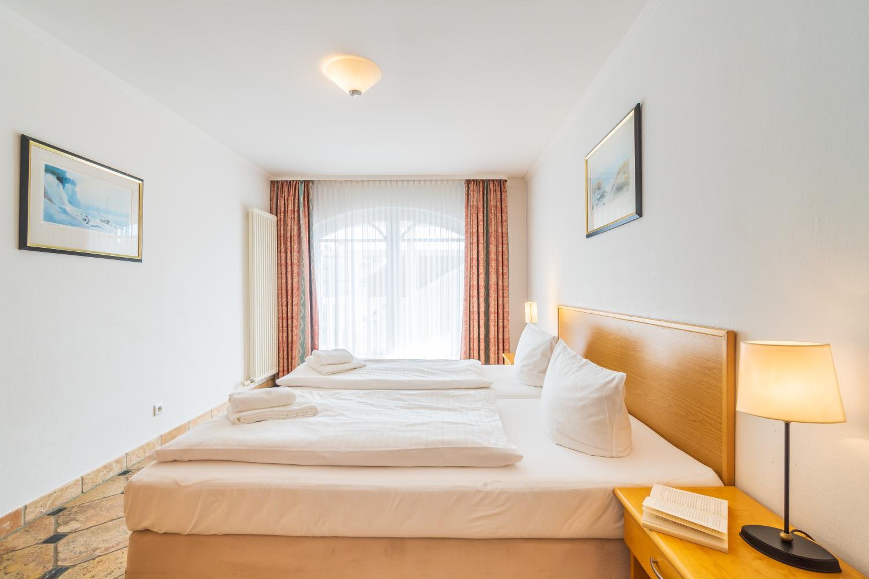 Two-Bedroom Penthouse Apartment with Balcony