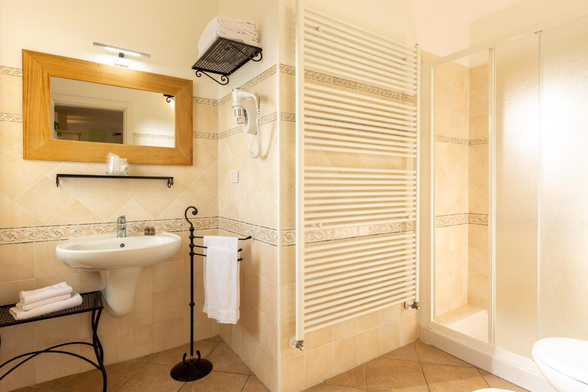 Triple Room with Garden View photo 2