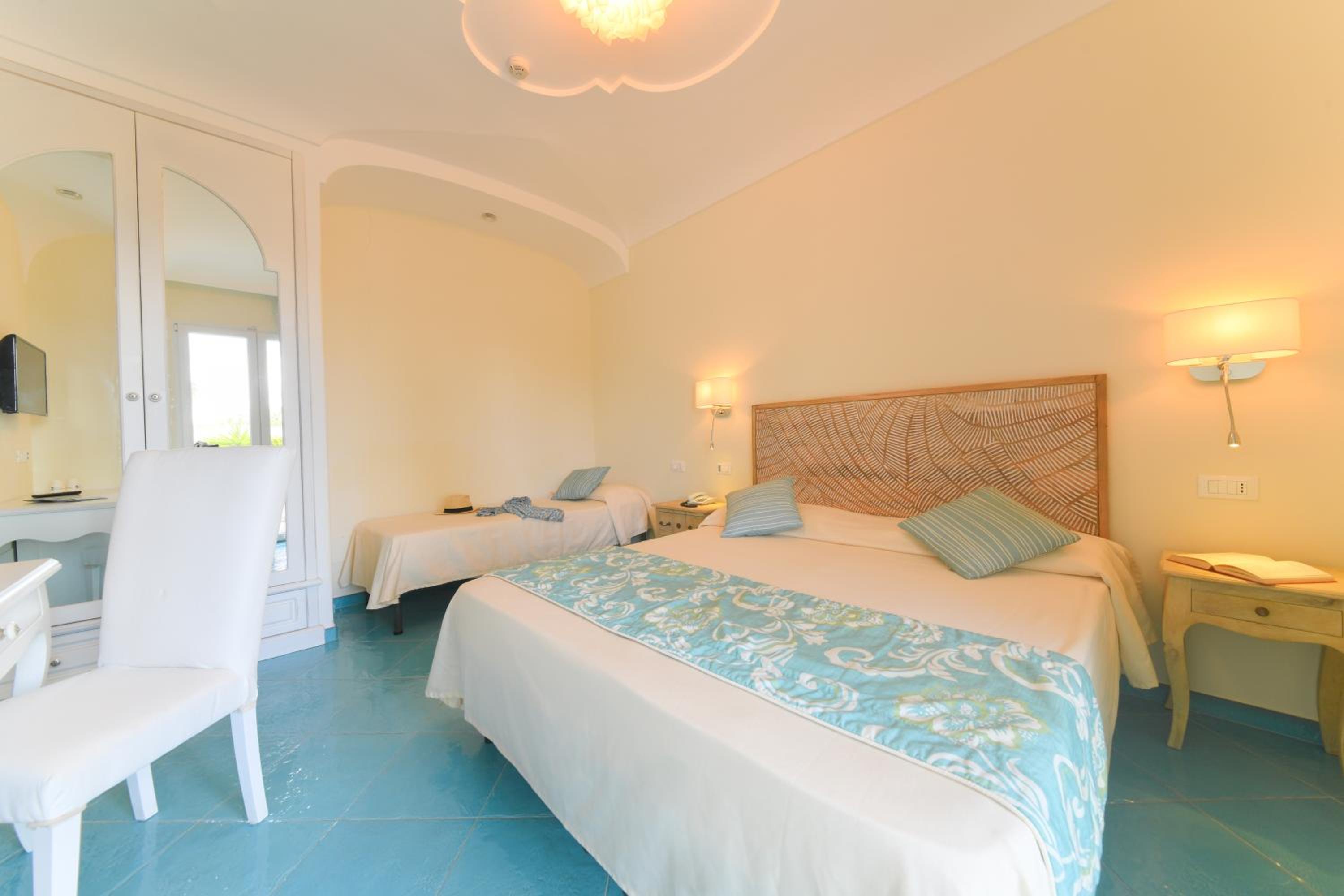 Triple Room - Photo 1