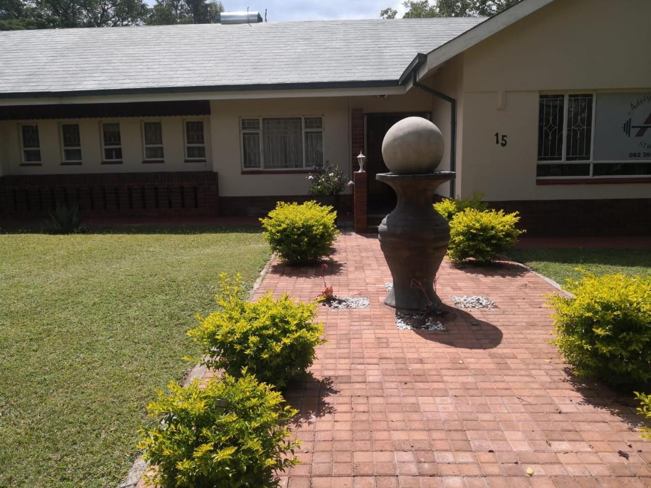 Three-Bedroom House - Photo 12