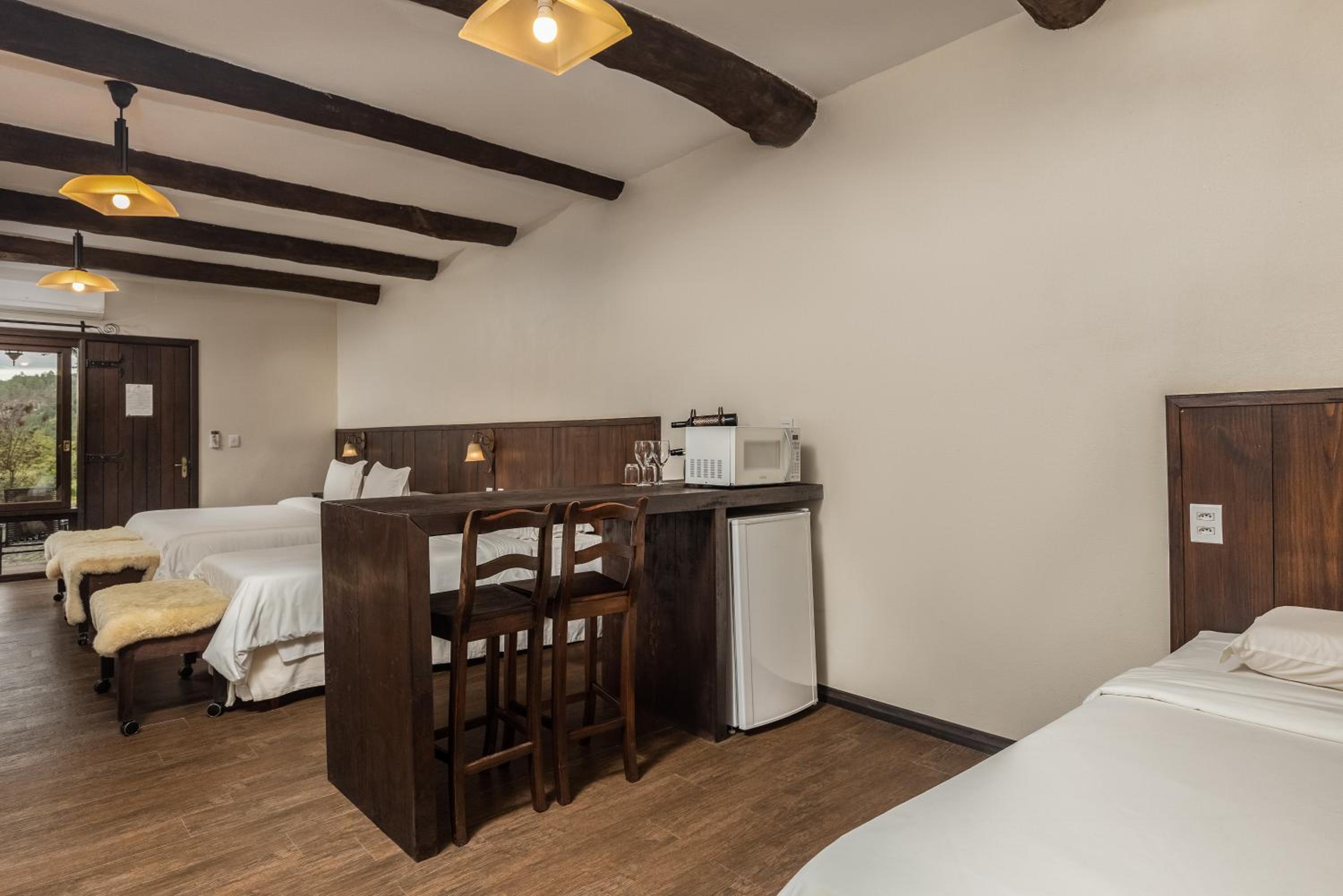 Standard Triple Room photo 3