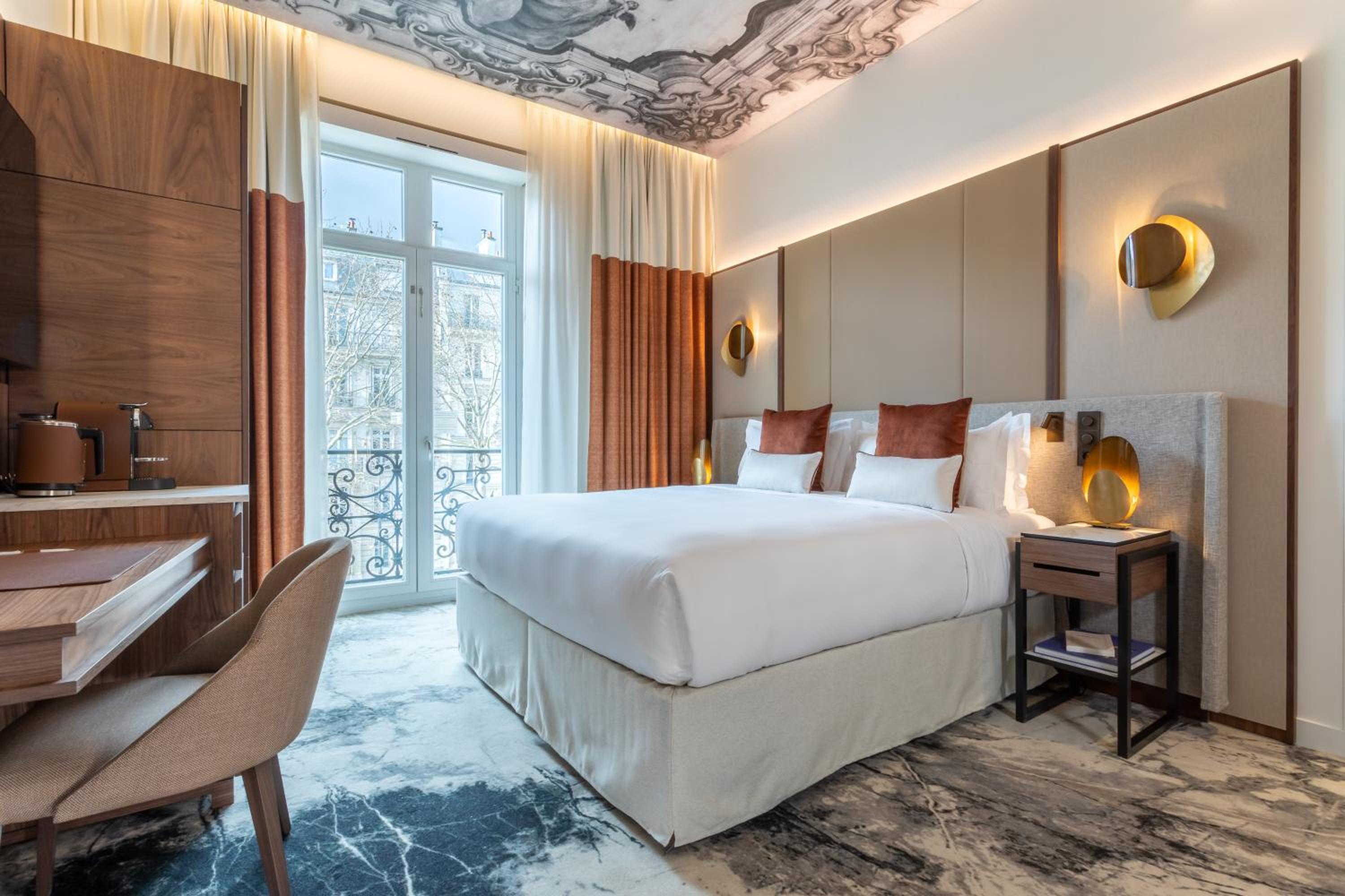Premium King Room with Balcony and City View