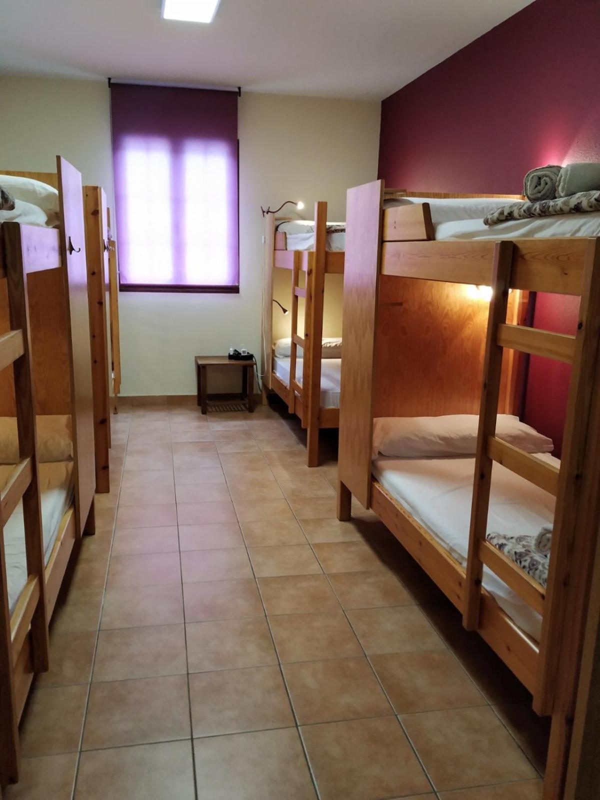 Cama en Habitación Compartida Mixta de 8 Camas
