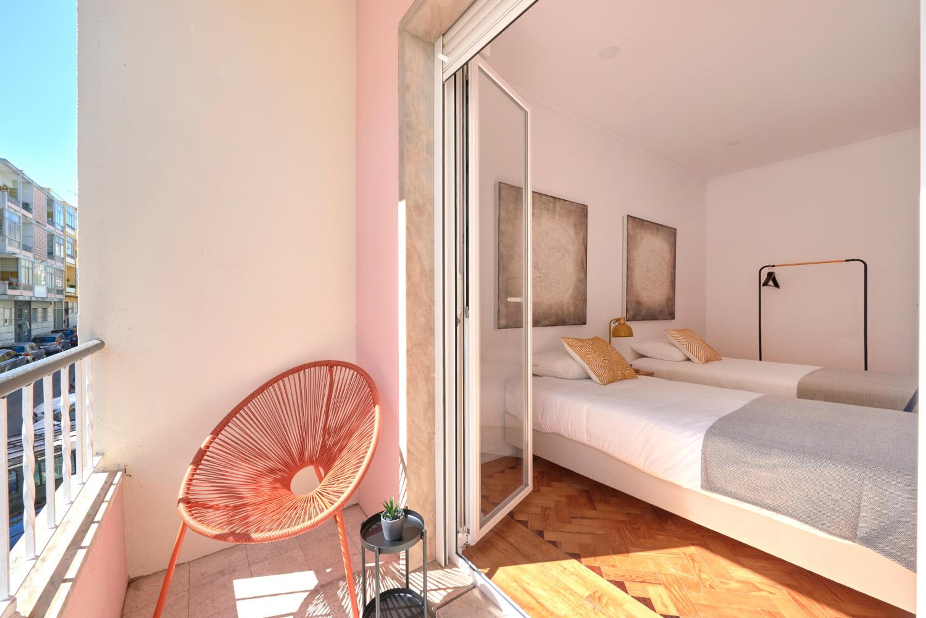Two-Bedroom Apartment - Photo 3