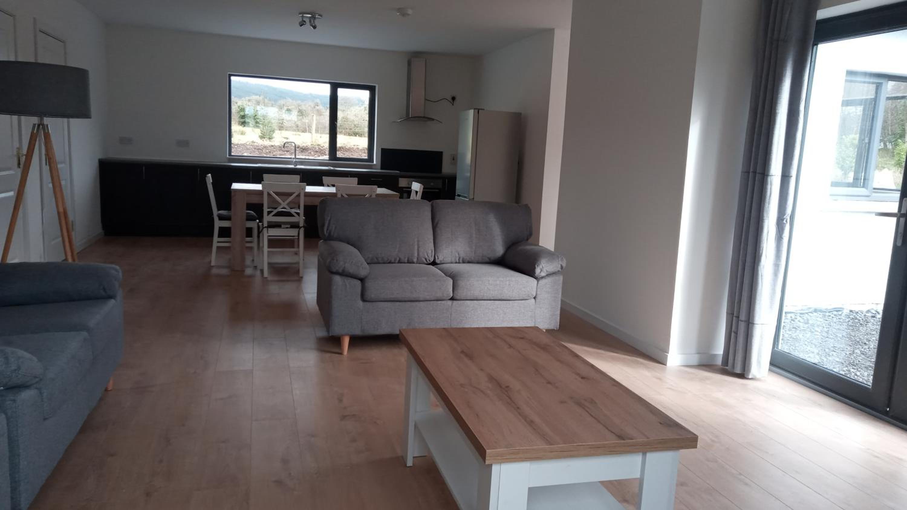Four-Bedroom House - Photo 2