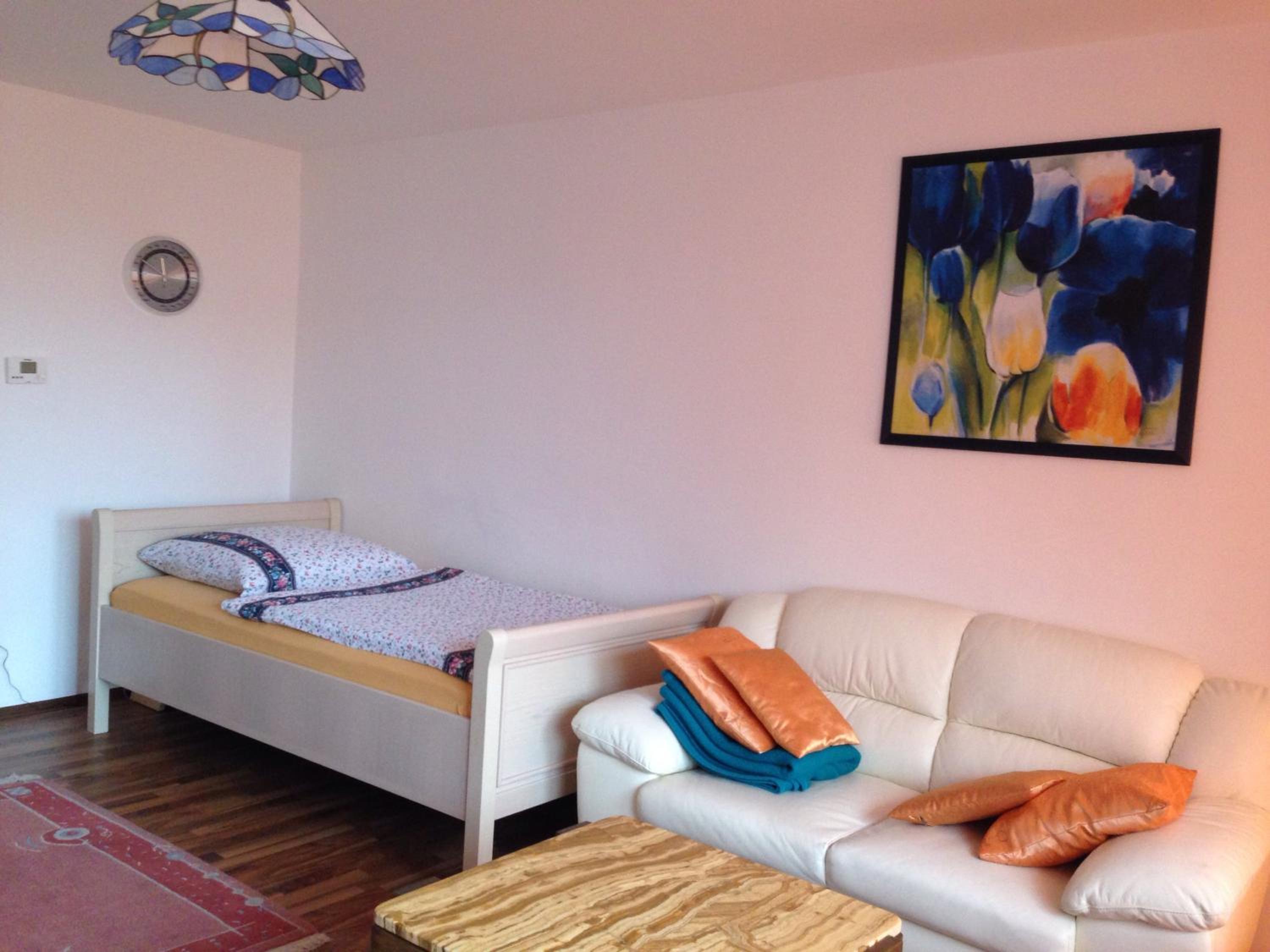 Apartment with Balcony - Photo 19