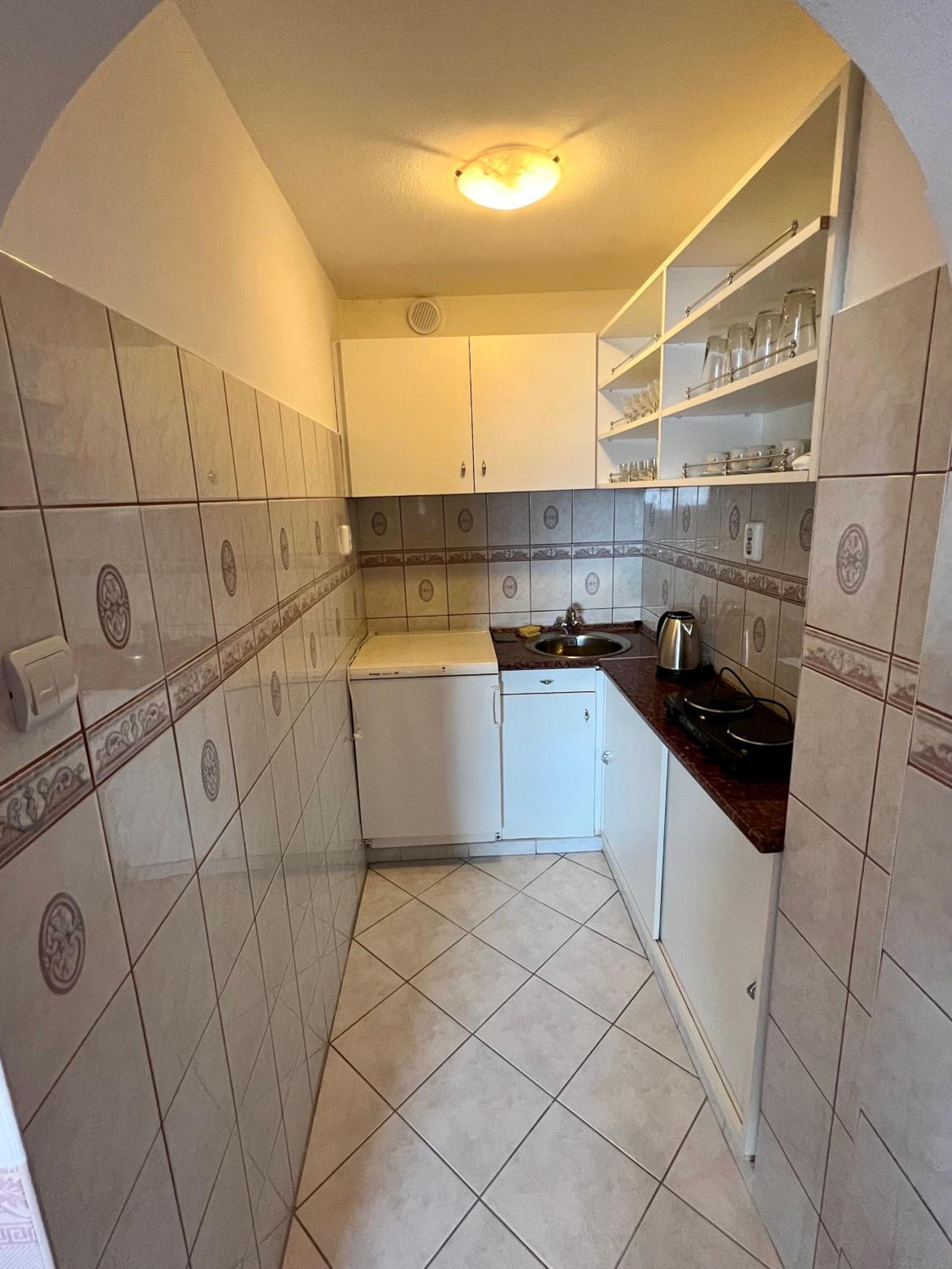 Two-Bedroom Apartment - Photo 6