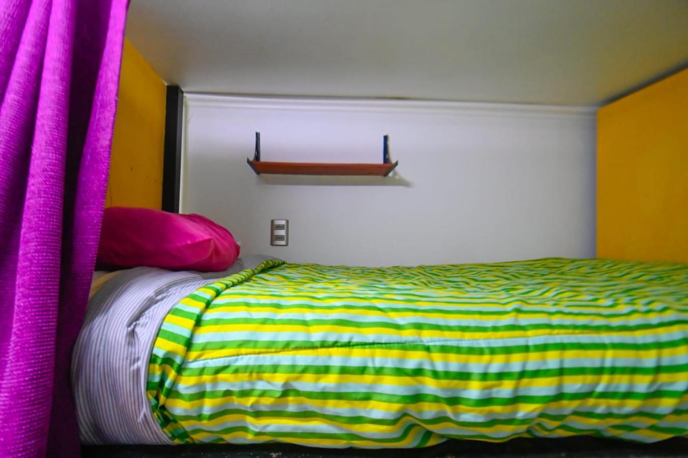 Bed in 10-Bed Mixed Dormitory Room photo 2