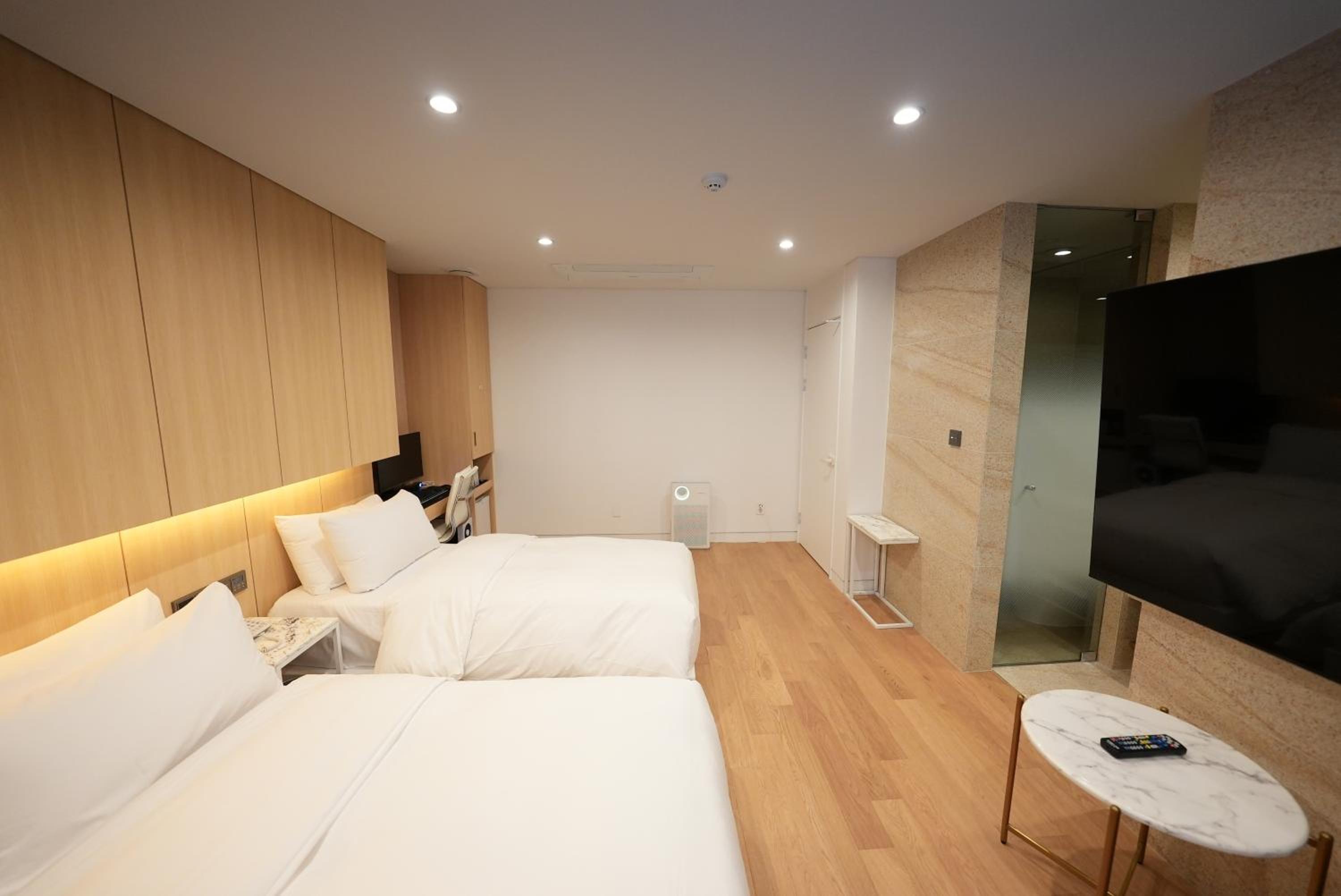 Deluxe Twin Room - Photo 3
