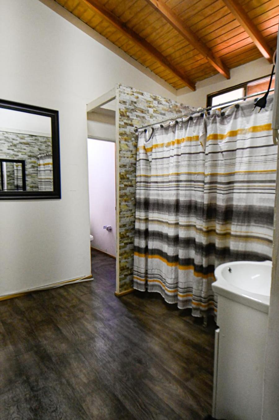 Twin Room with Shared Bathroom photo 3