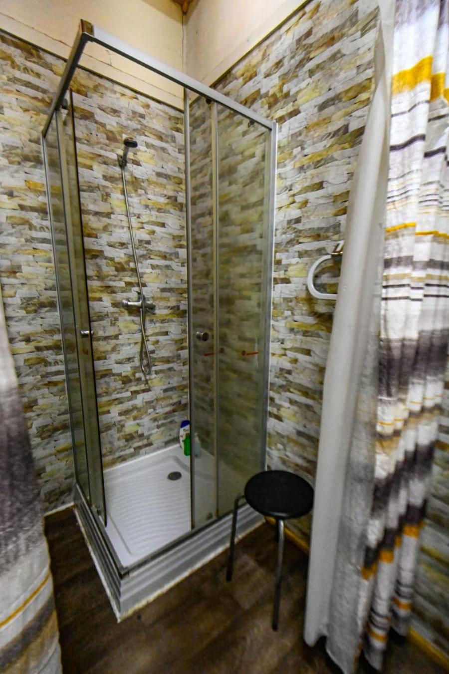 Deluxe Double Room with Extra Bed photo 3