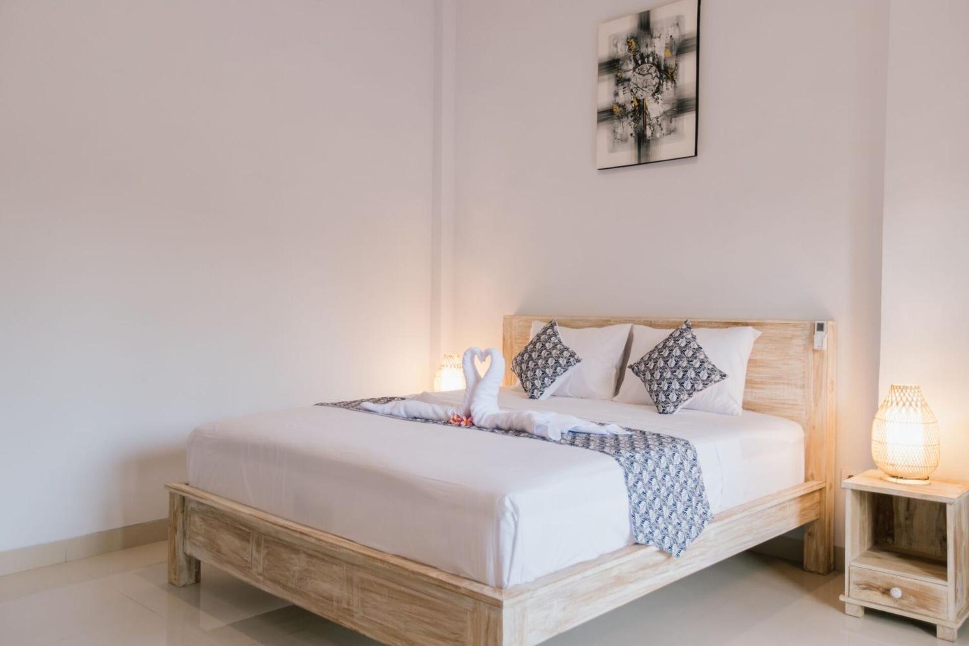 Double Room with Balcony - Photo 6