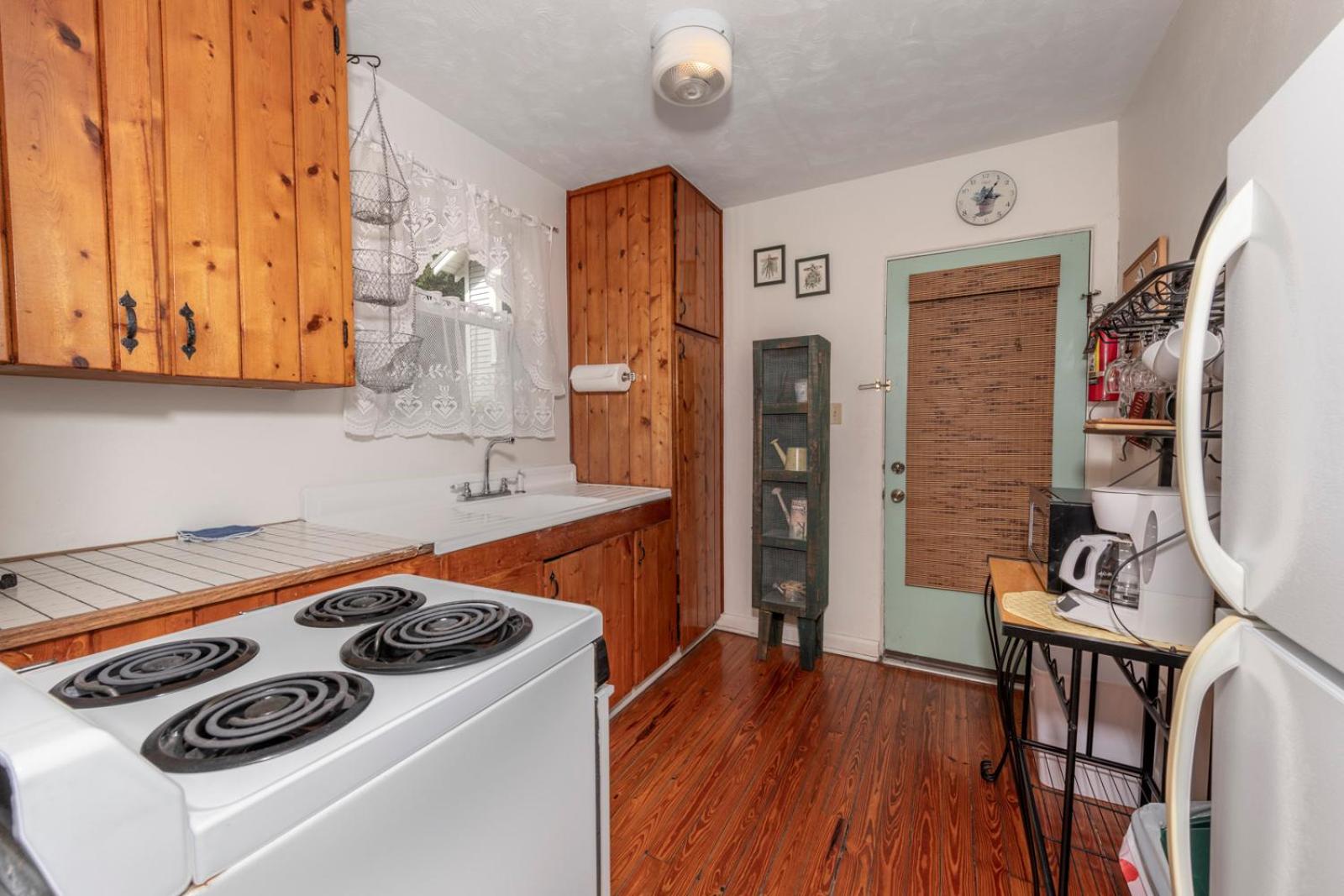 Apartment - Photo 11