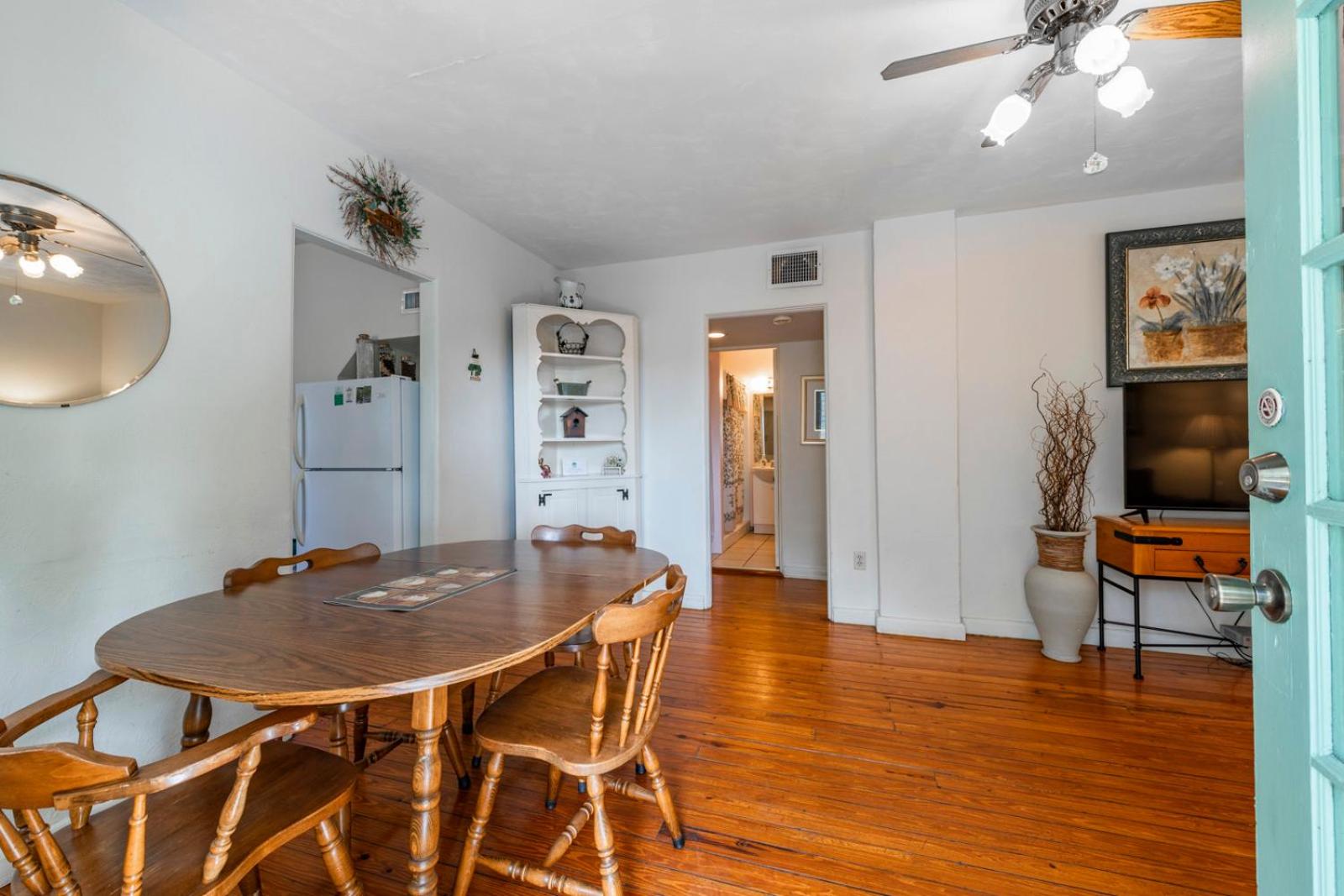 Apartment - Photo 15