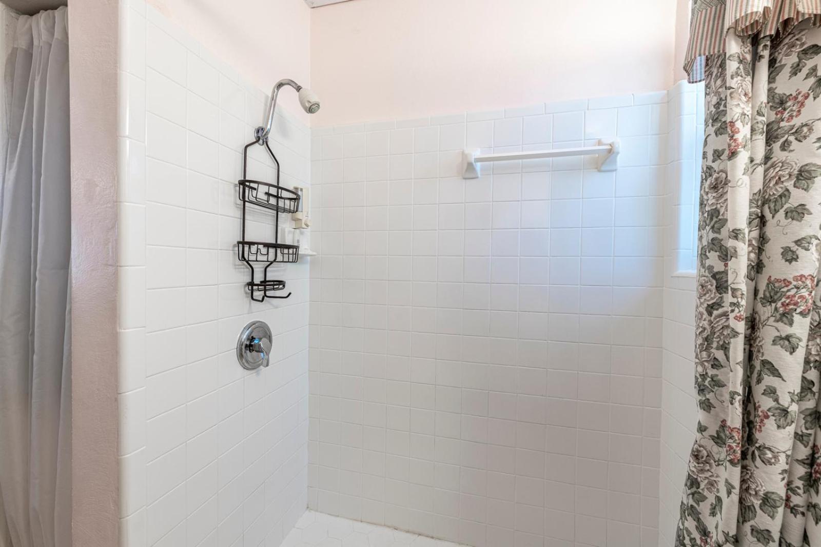 Apartment - Photo 13