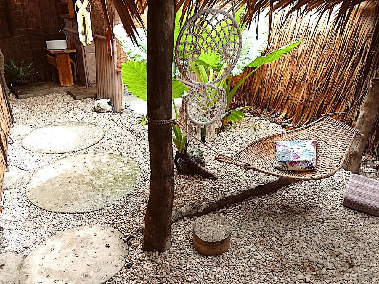 Bungalow with Private Bathroom - Photo 16