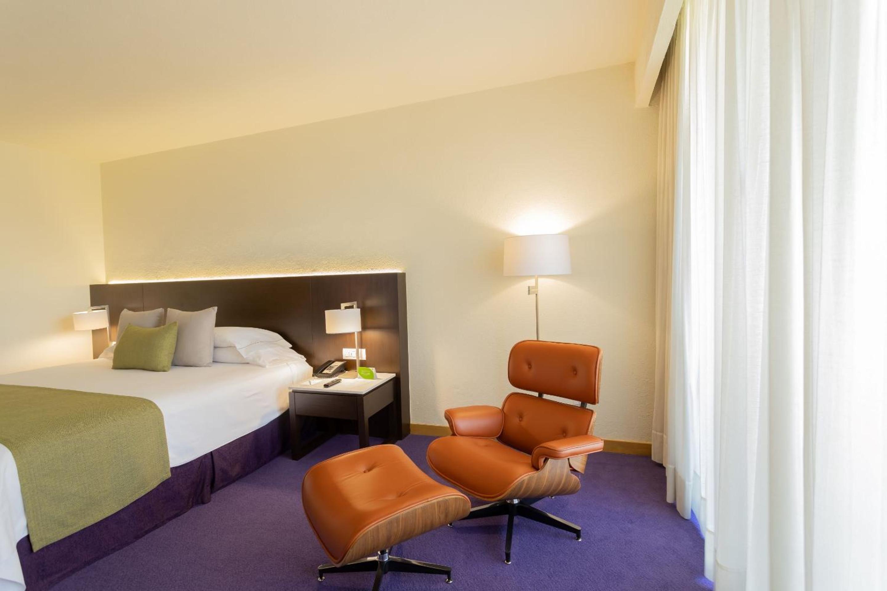 Deluxe Two Beds
