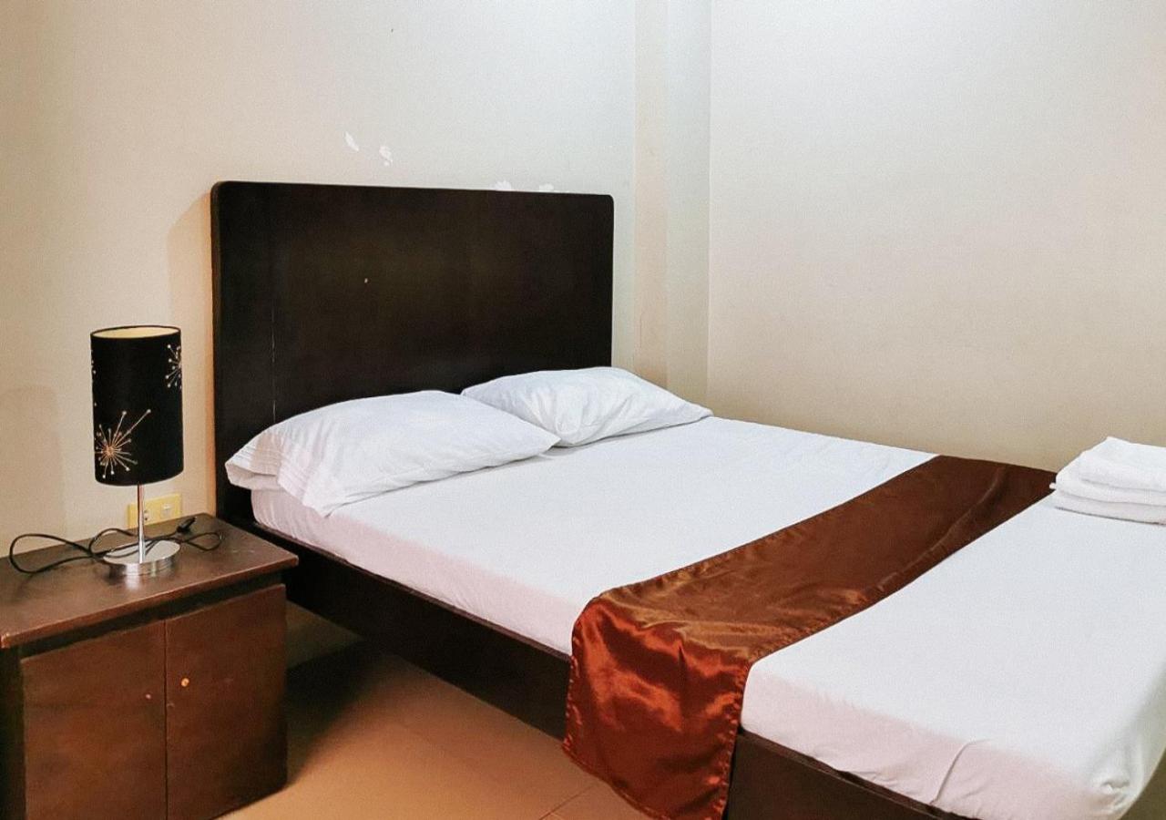 Deluxe Room - Photo 6