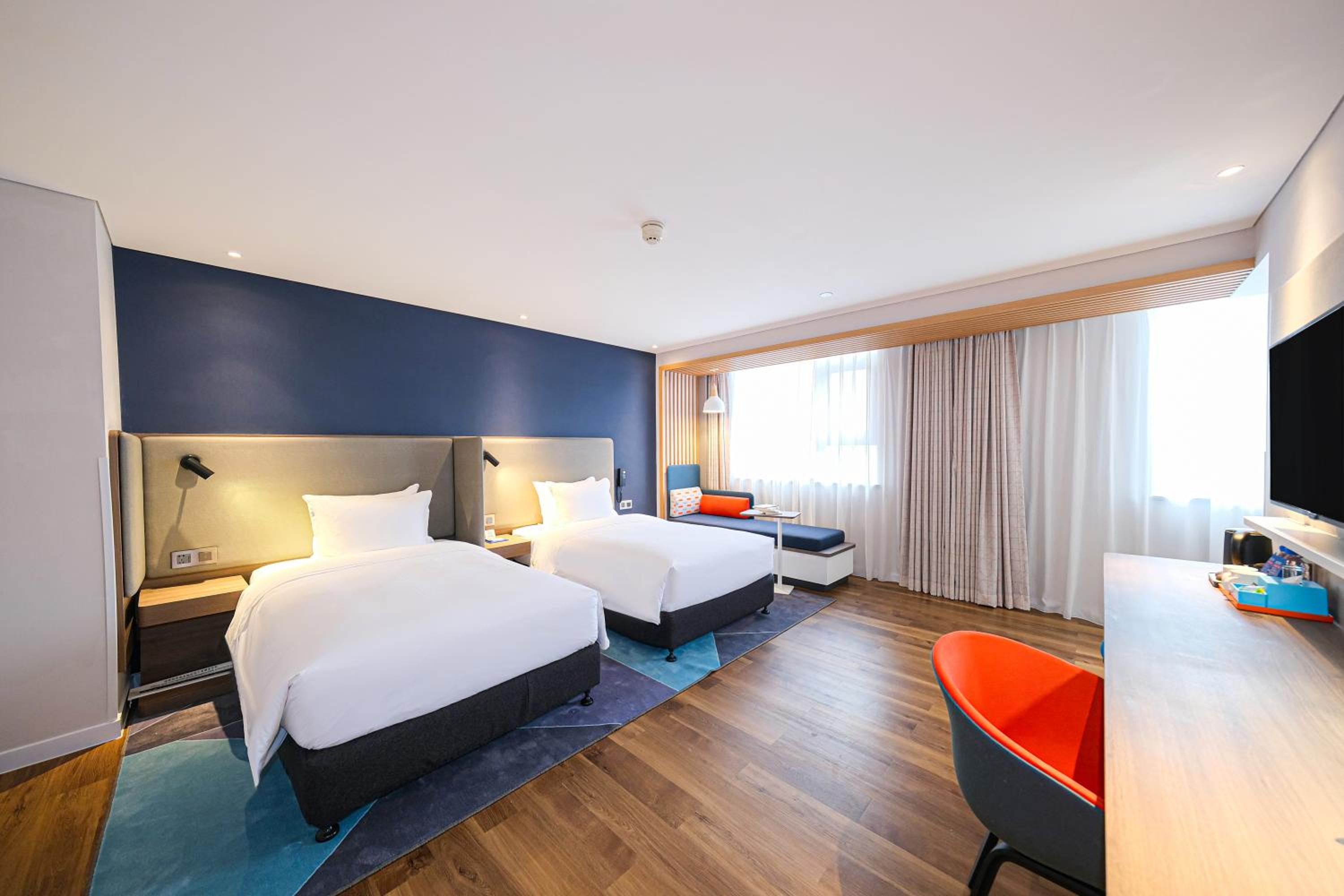 Standard Twin Room - Photo 4