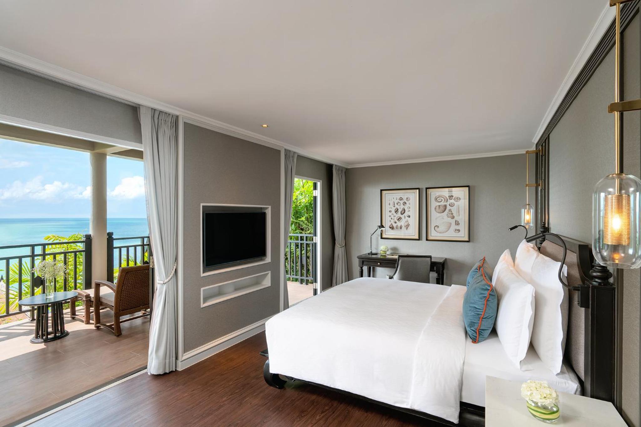 Two-Bedroom Family Villa with Ocean View - One King and Two Single Beds photo 2