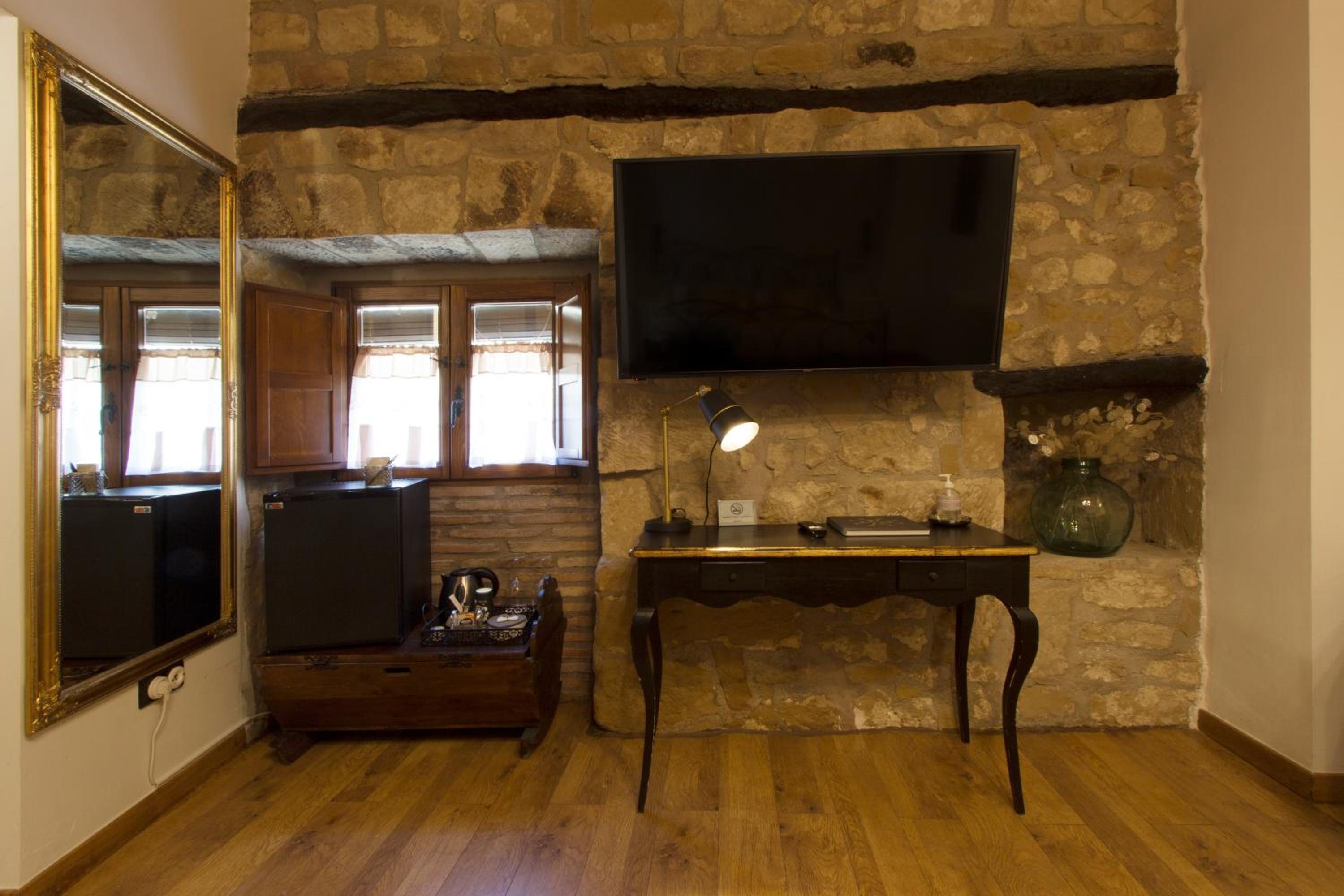 Superior Double Room - Photo 6