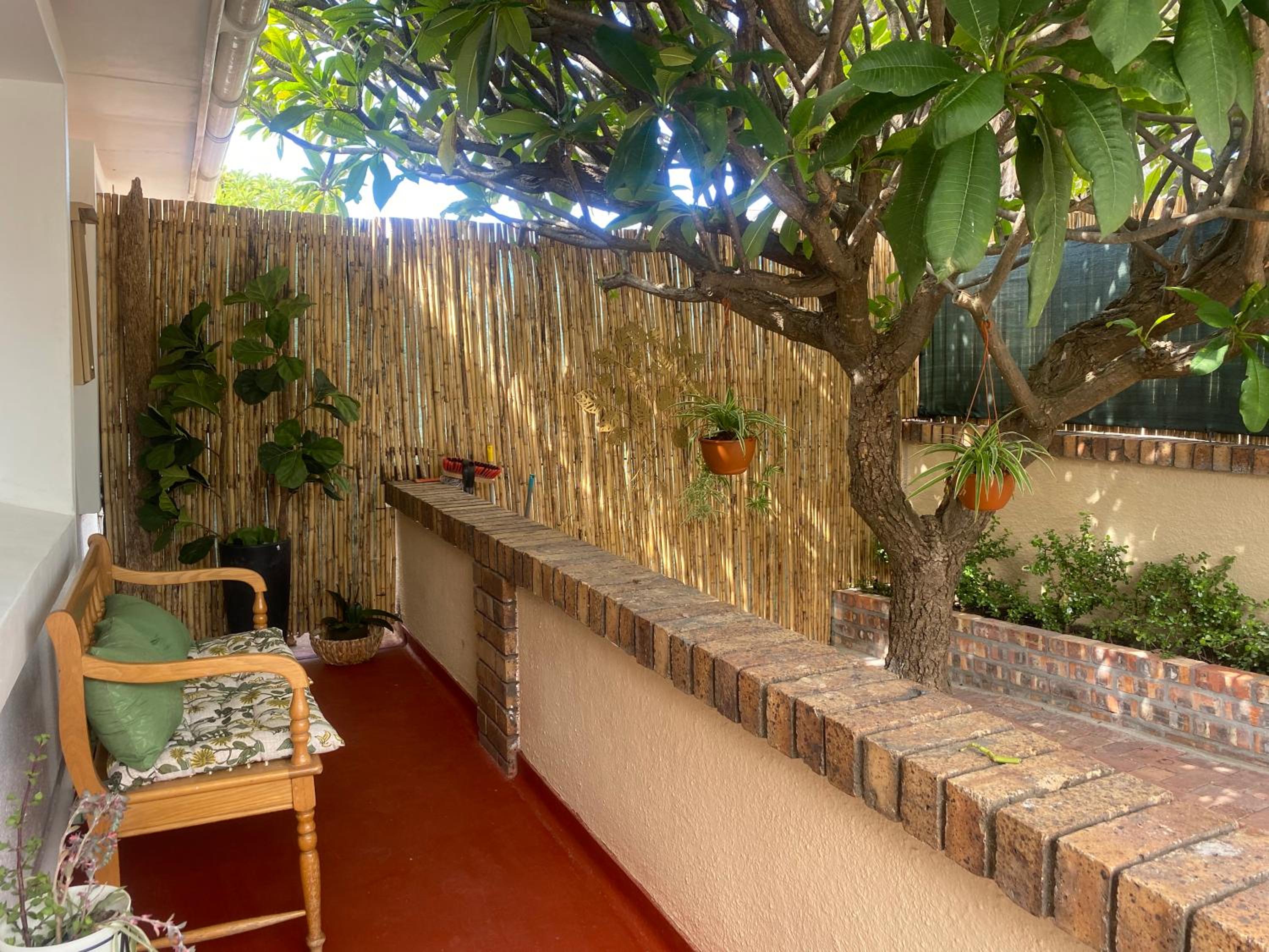 One-Bedroom House - Photo 37