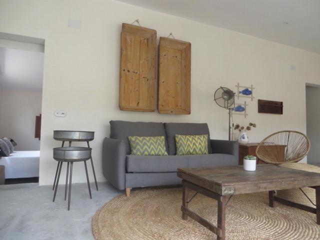 Apartment with Terrace - Photo 1
