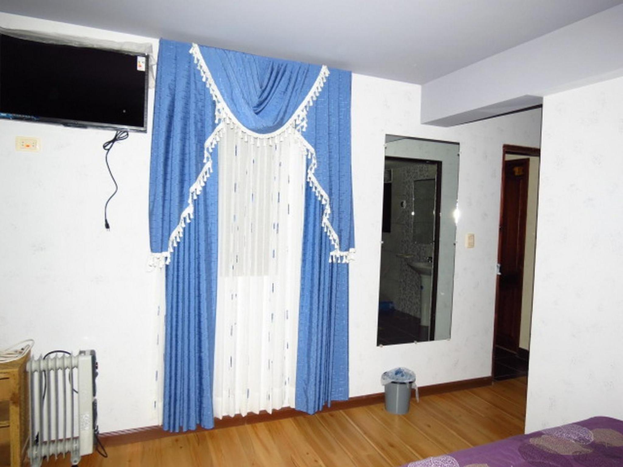 Single Room with Private Bathroom photo 3