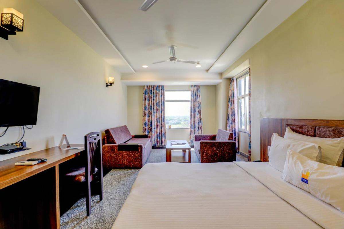 Superior King Room