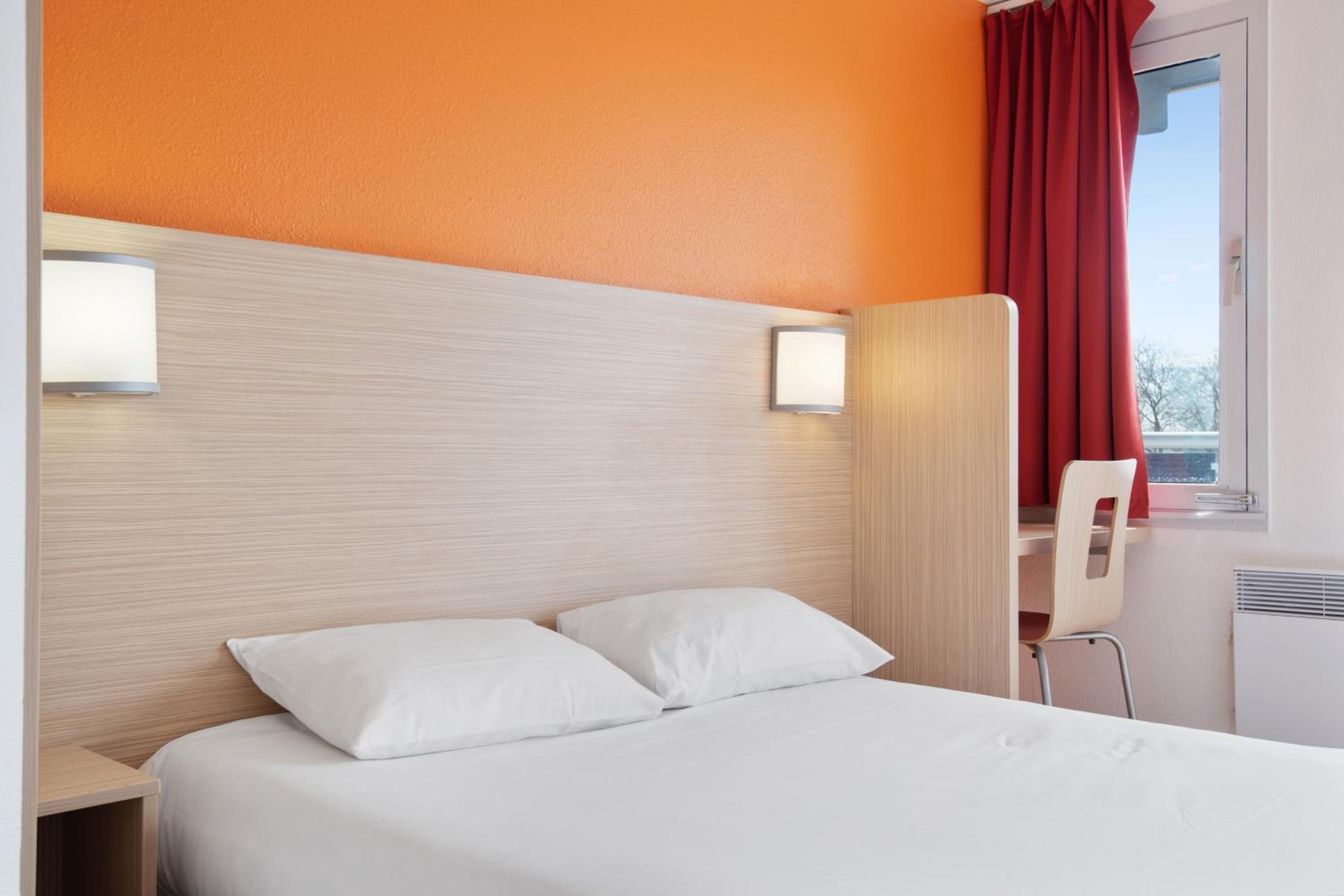 Double Room - Photo 9