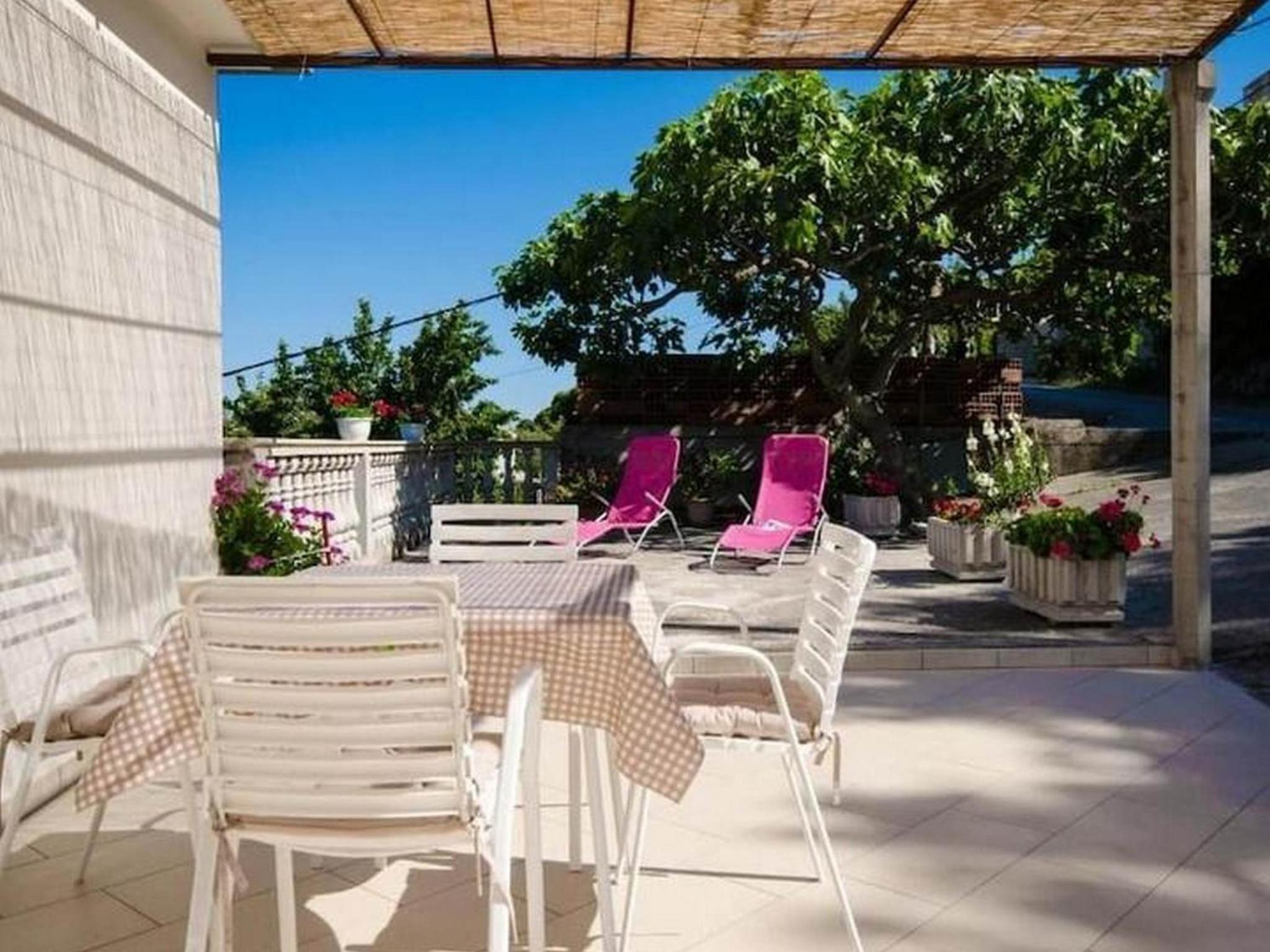 Comfort Double Room with Balcony and Sea View - Photo 10