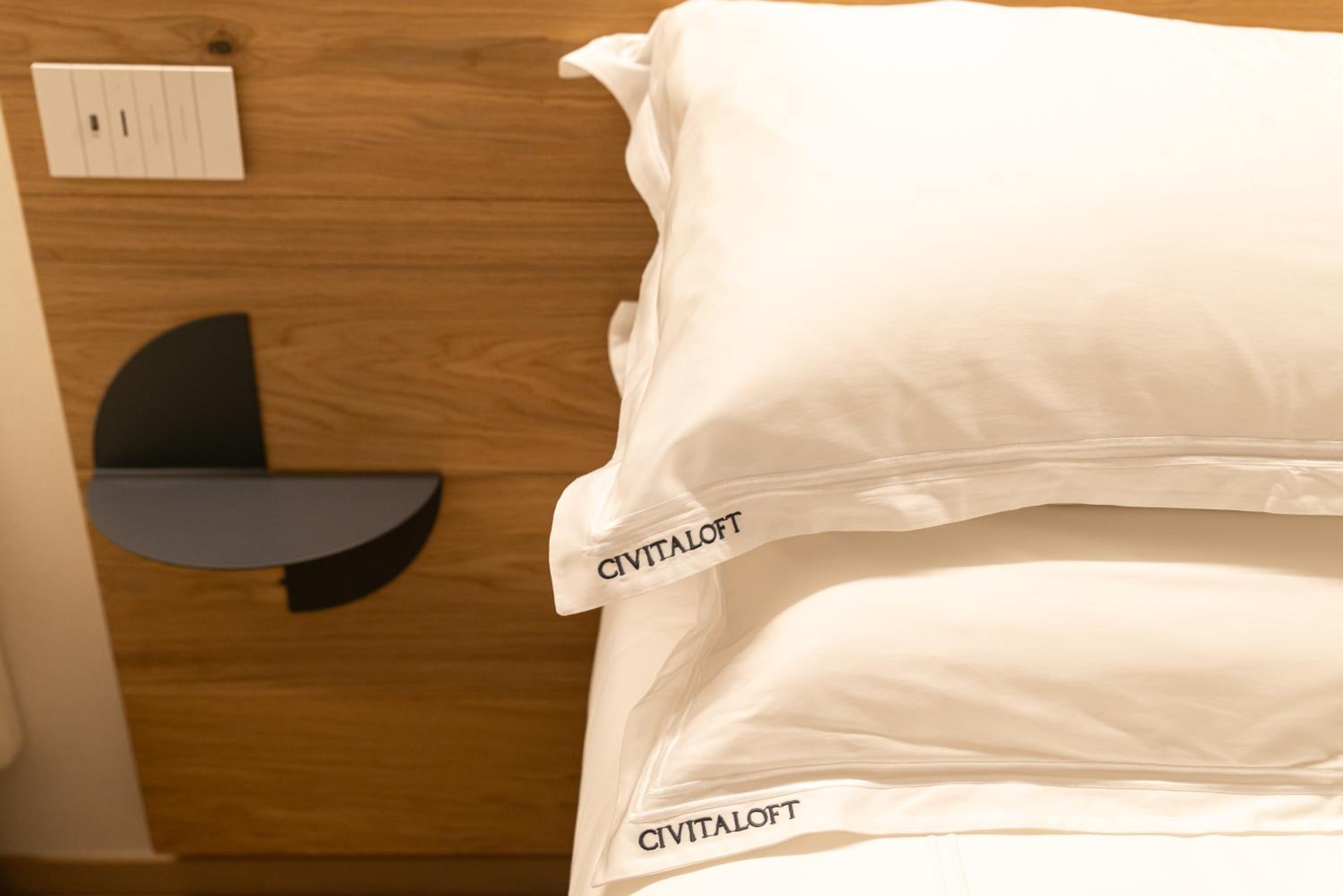 Double Room - Photo 19