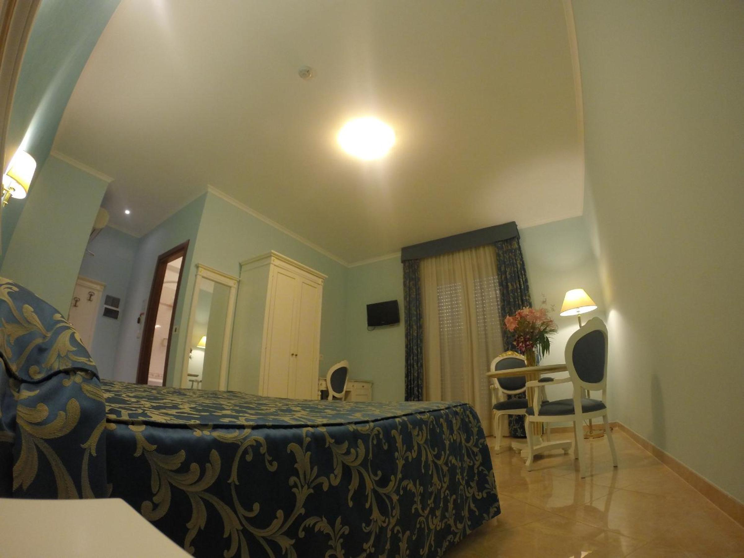 Junior Suite - Photo 1
