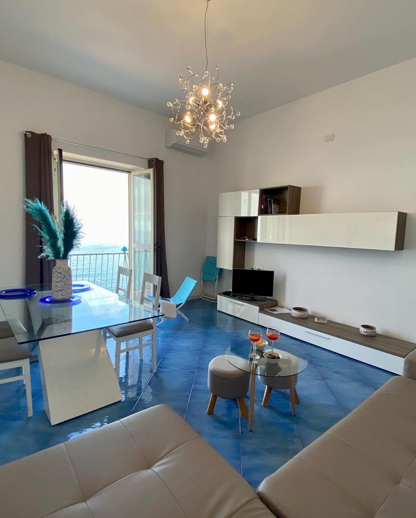 Junior Suite with Balcony photo 3