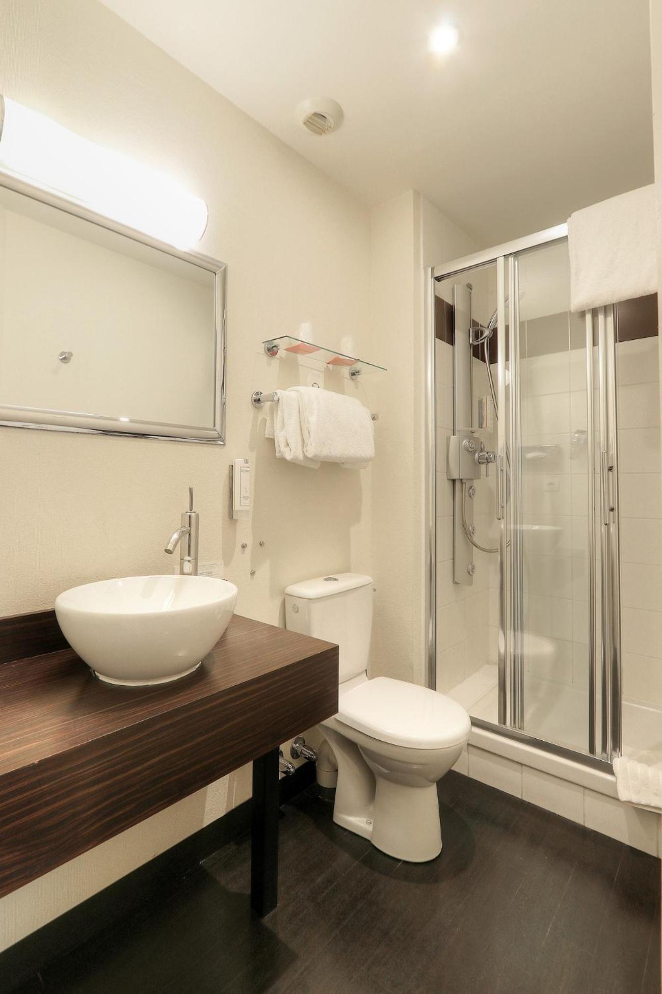 Classic Double Room - Photo 14
