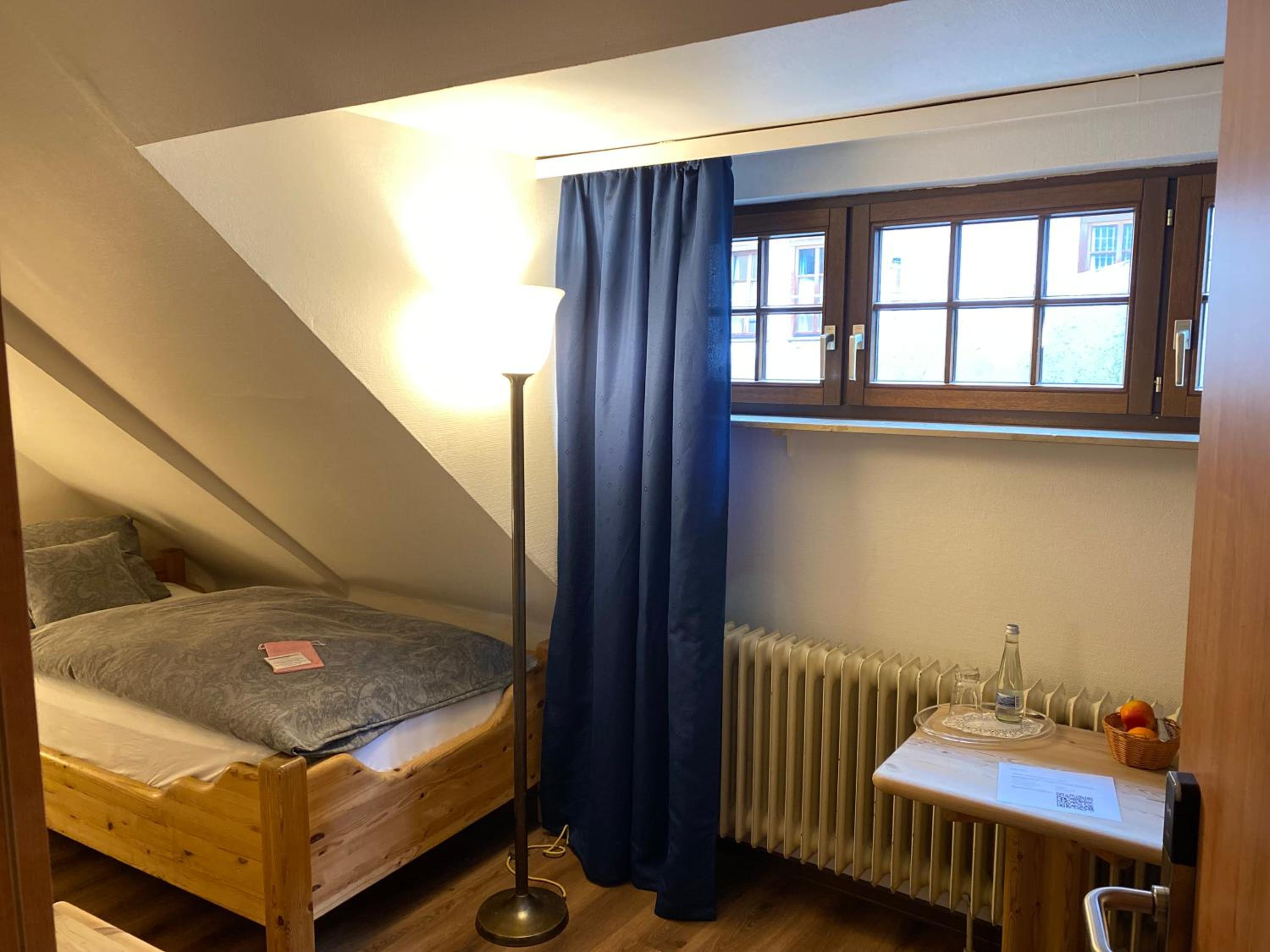 Budget Single Room photo 3