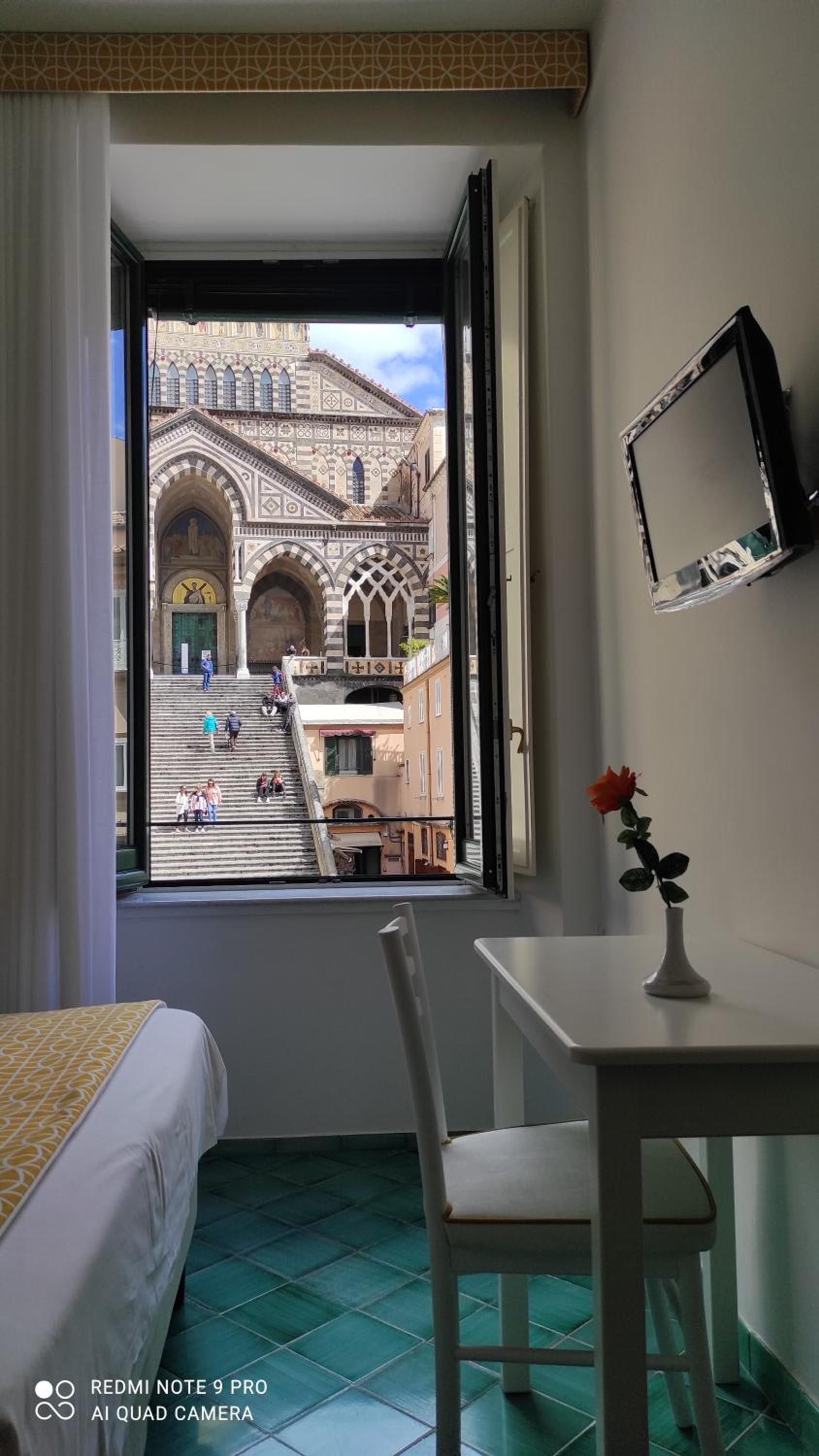 Double or Twin Room with View - Photo 31