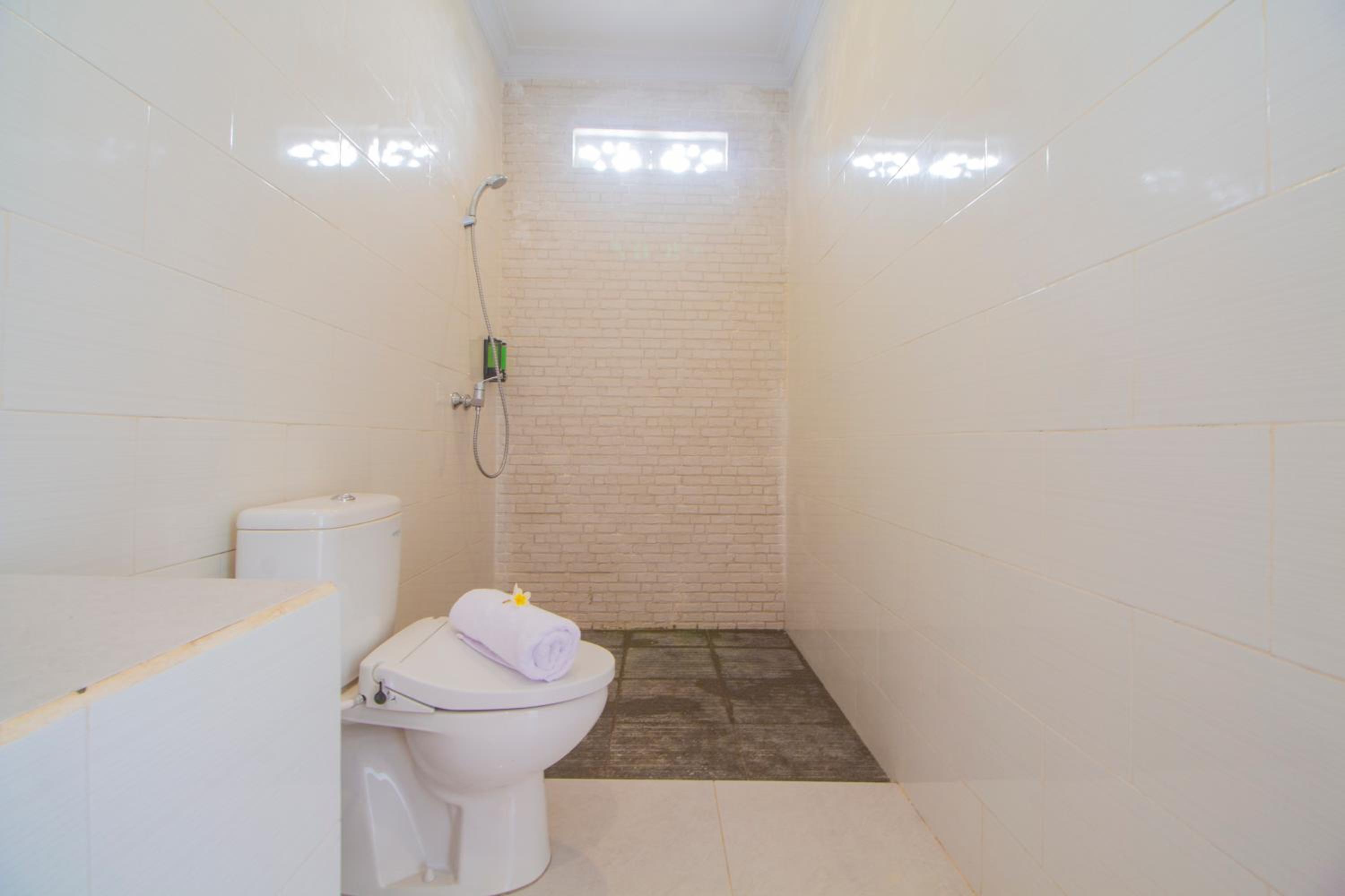Standard Double Room - Photo 28