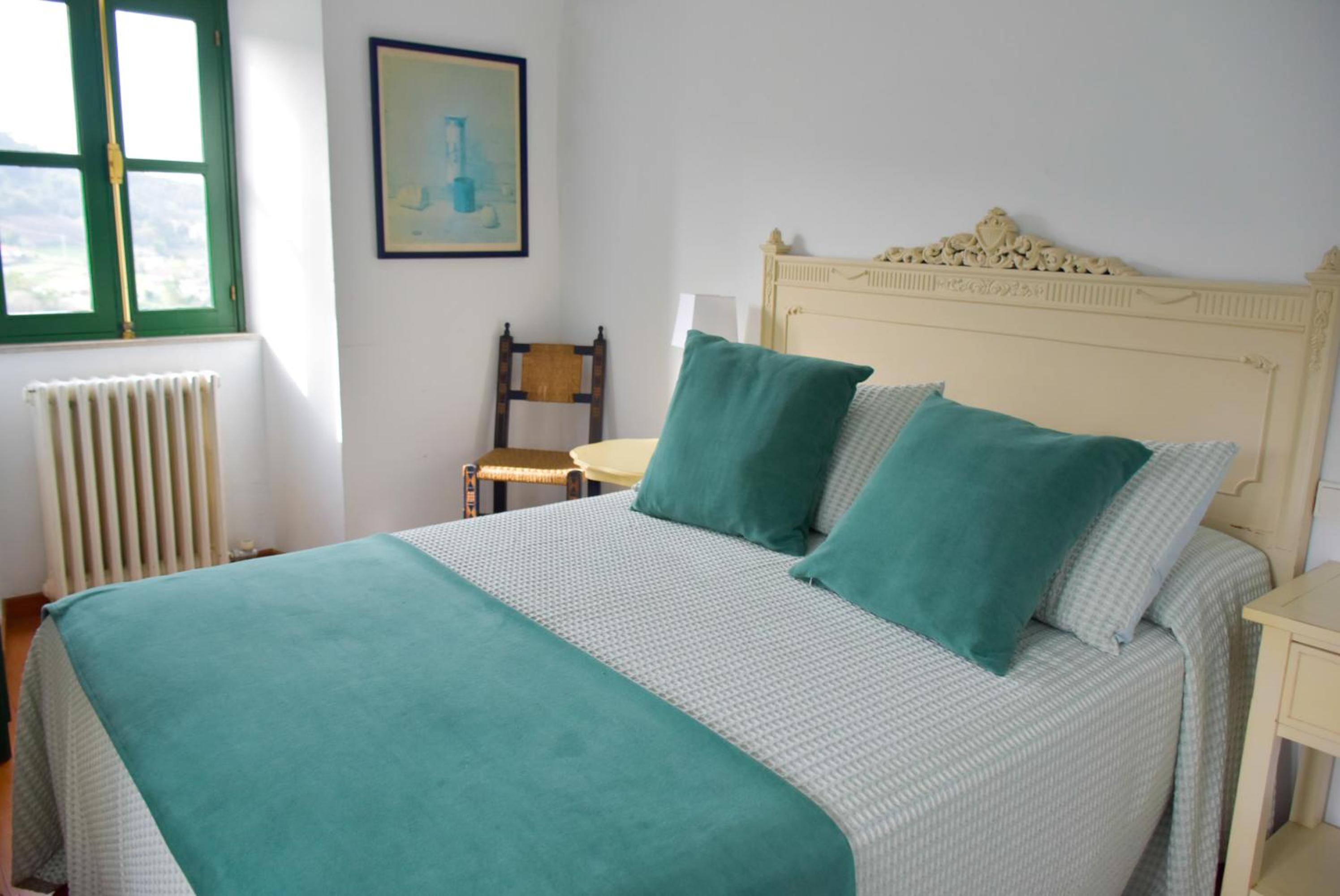 Double or Twin Room - Photo 4