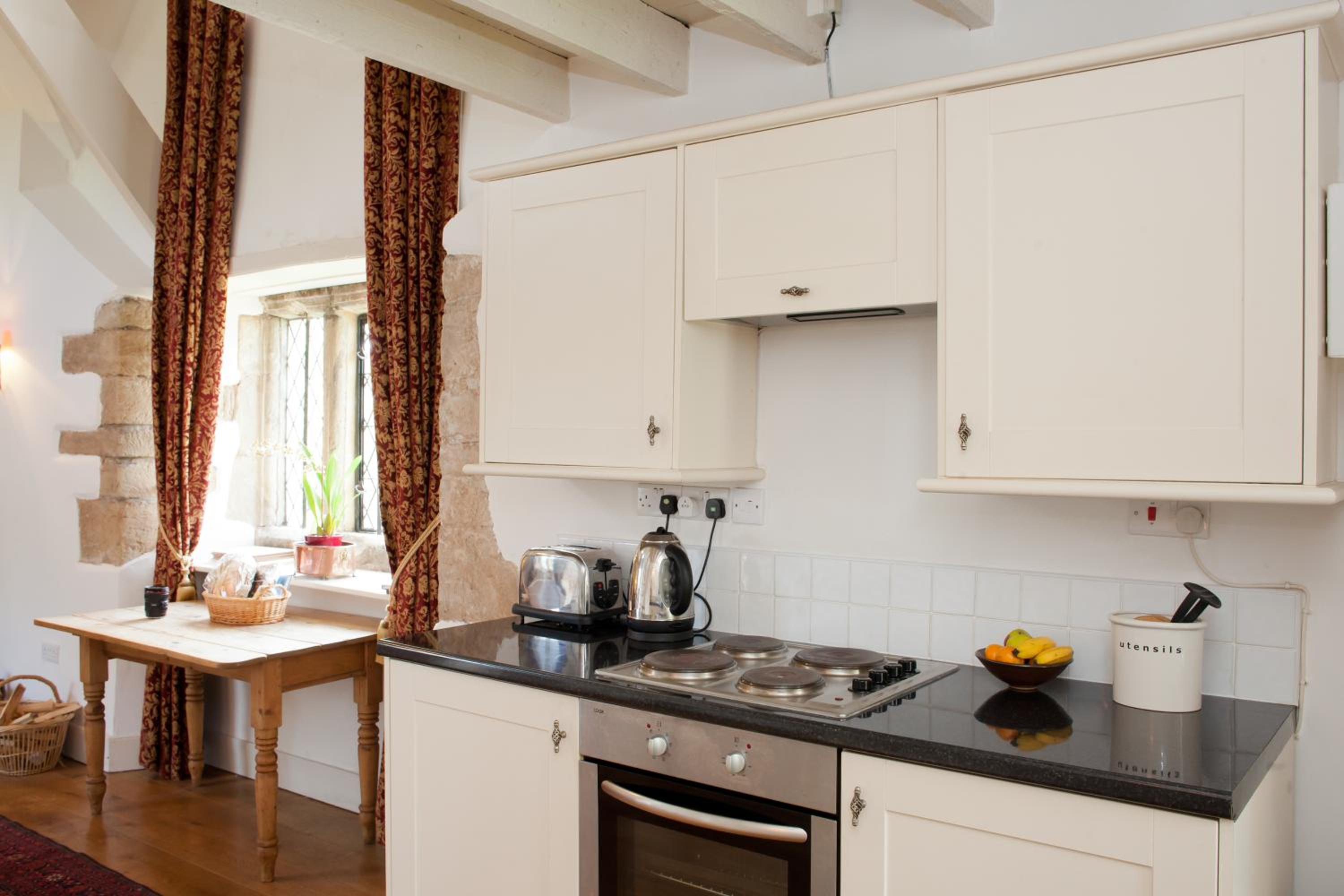 One-Bedroom House - Photo 29