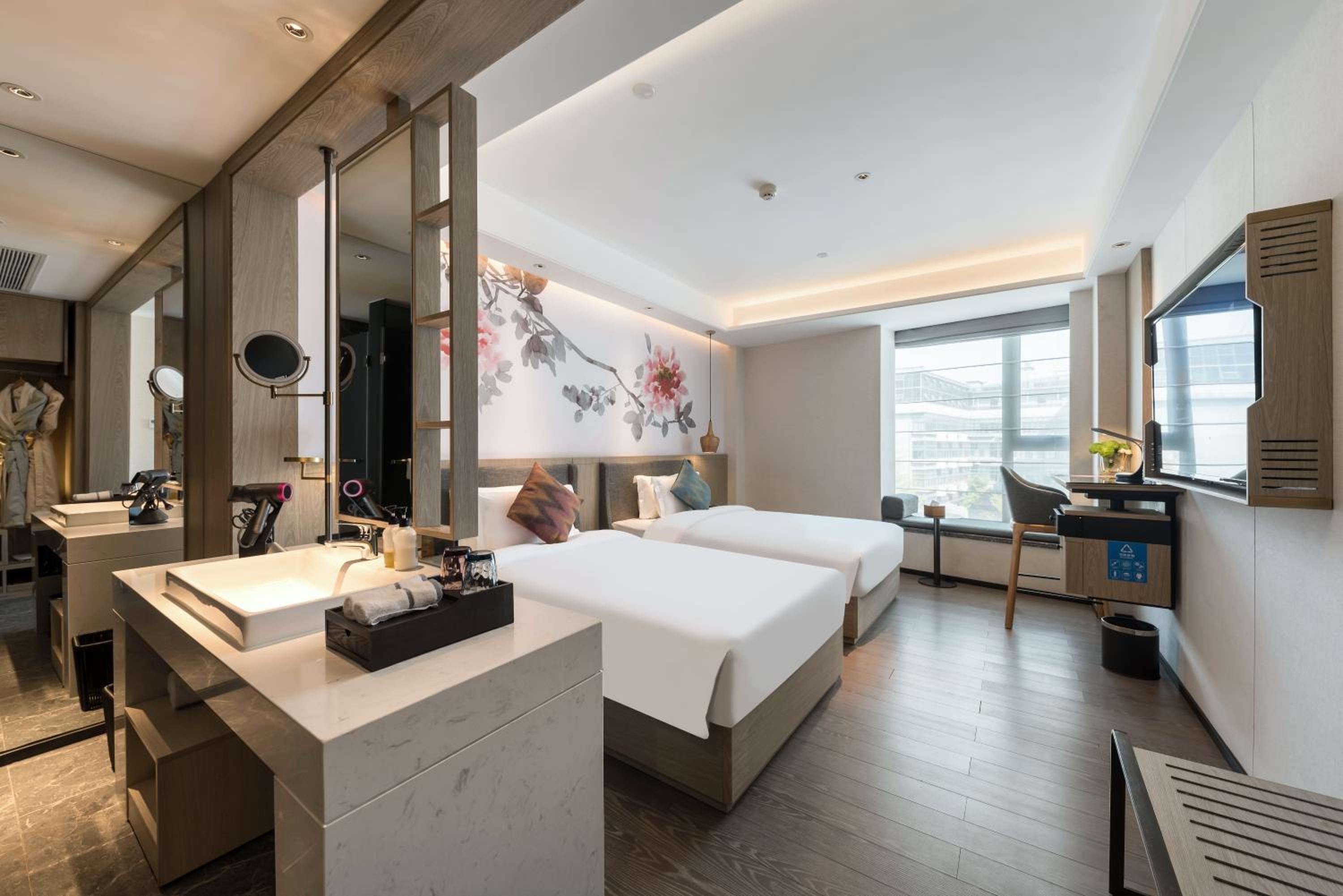 Twin Room with Bathroom