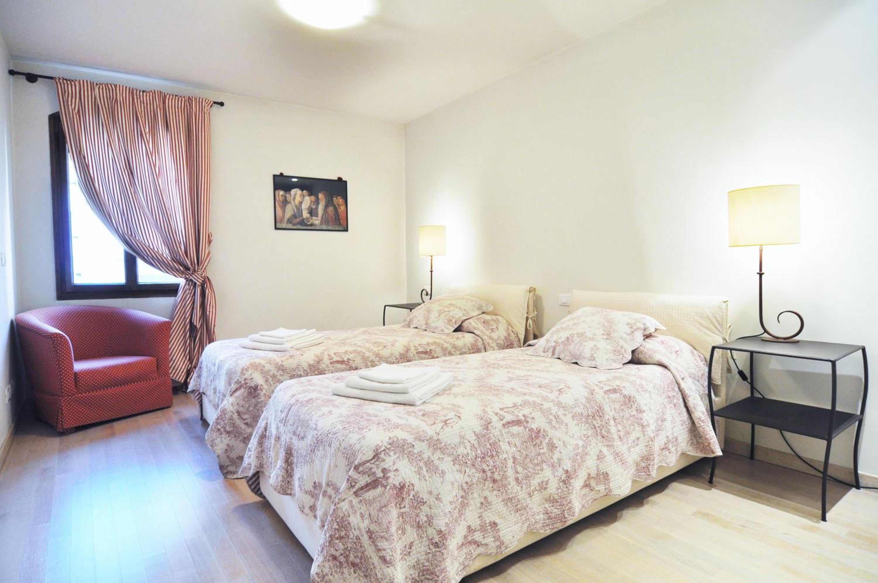 Two-Bedroom Apartment photo 3