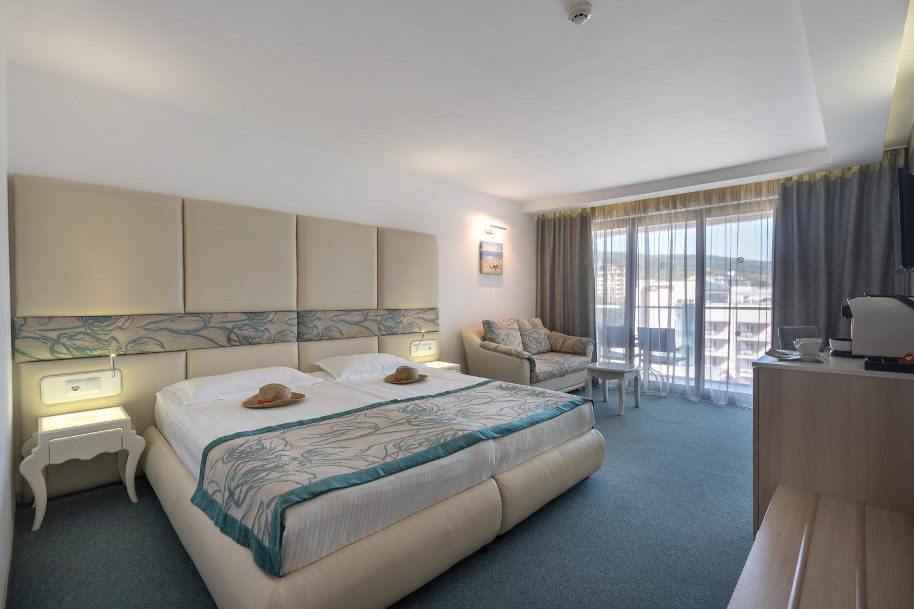 Double or Twin Room with Partial Sea View – Premium A la cart & Exclusive Adults only Beach