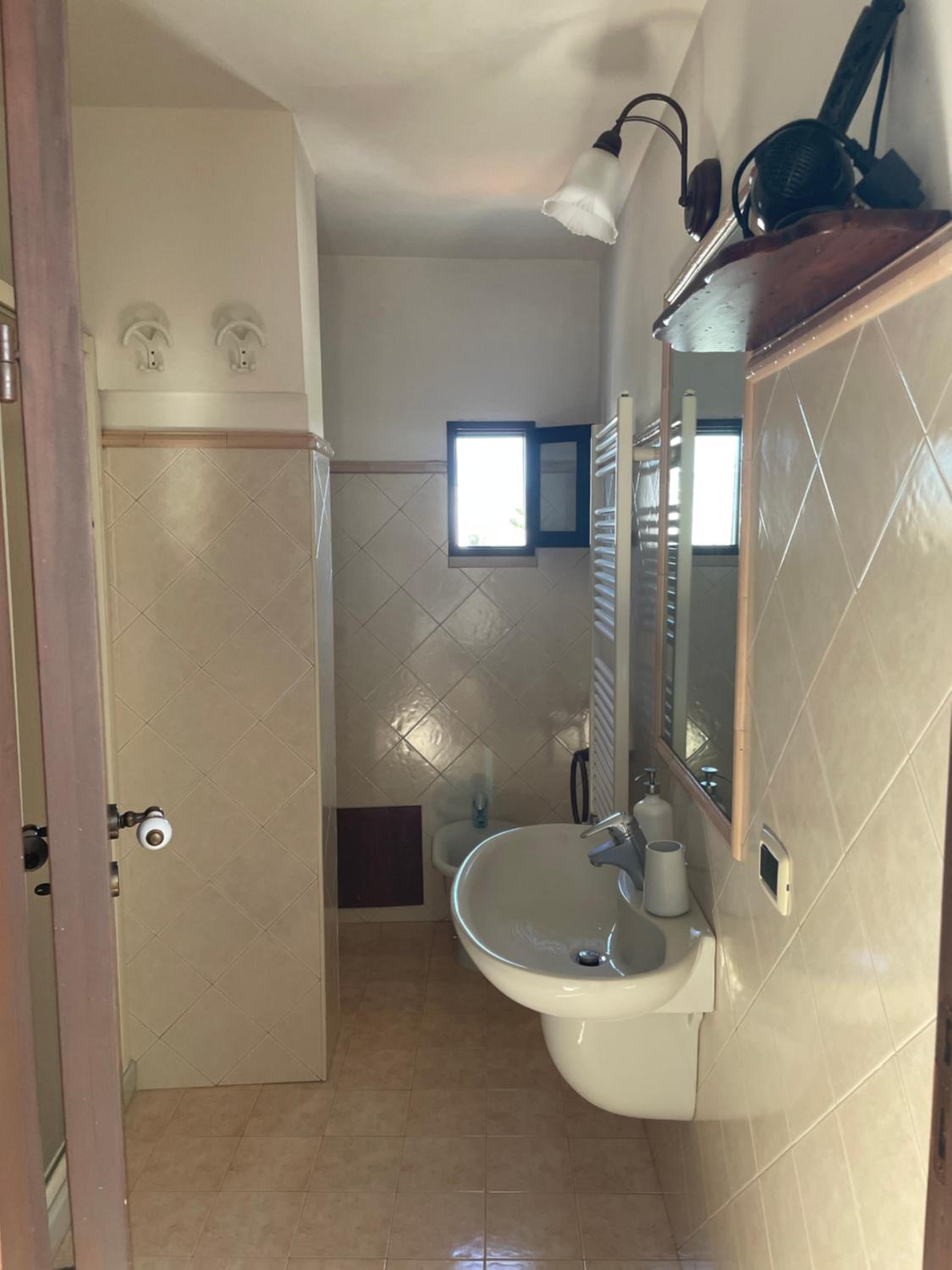 Quadruple Room - Photo 3