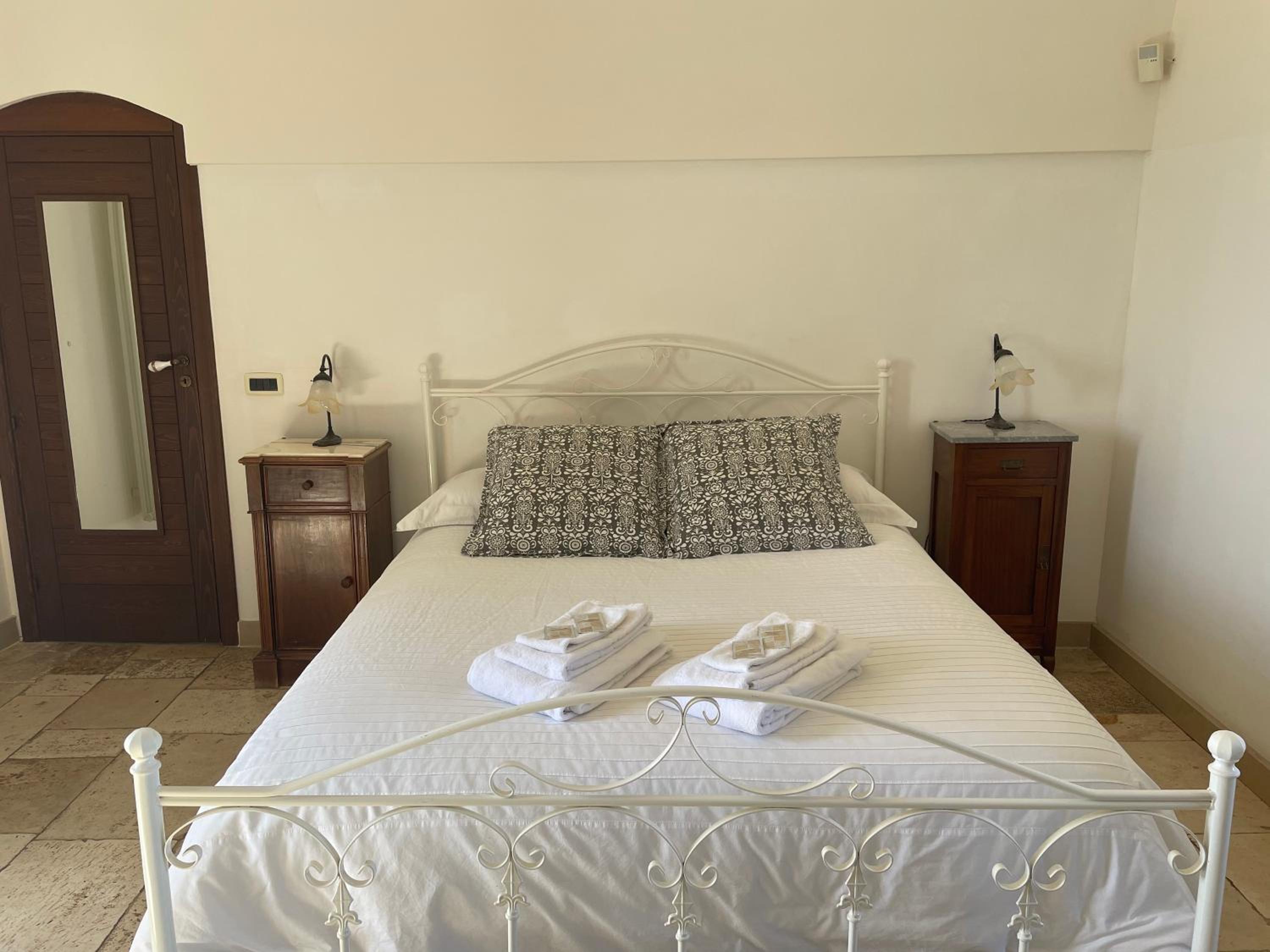 Quadruple Room - Photo 2