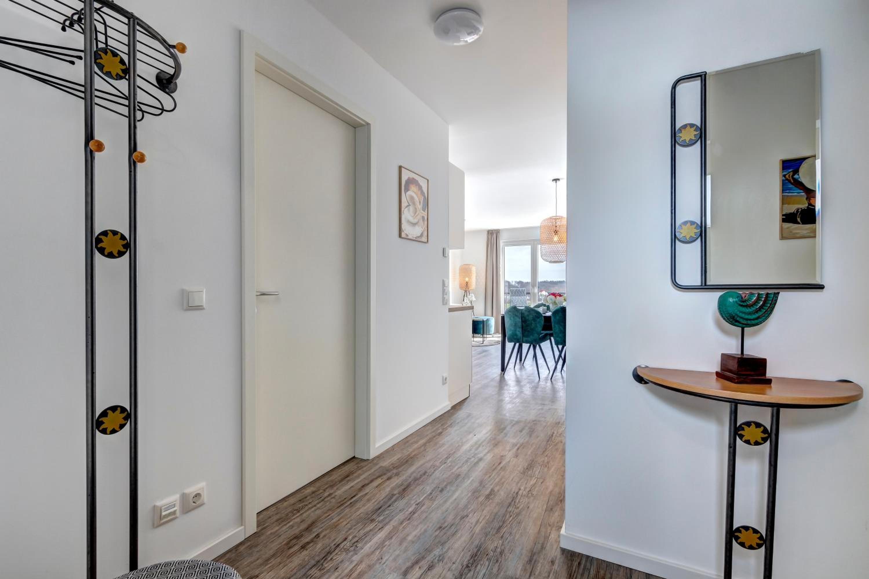 Apartment with Lake View photo 1