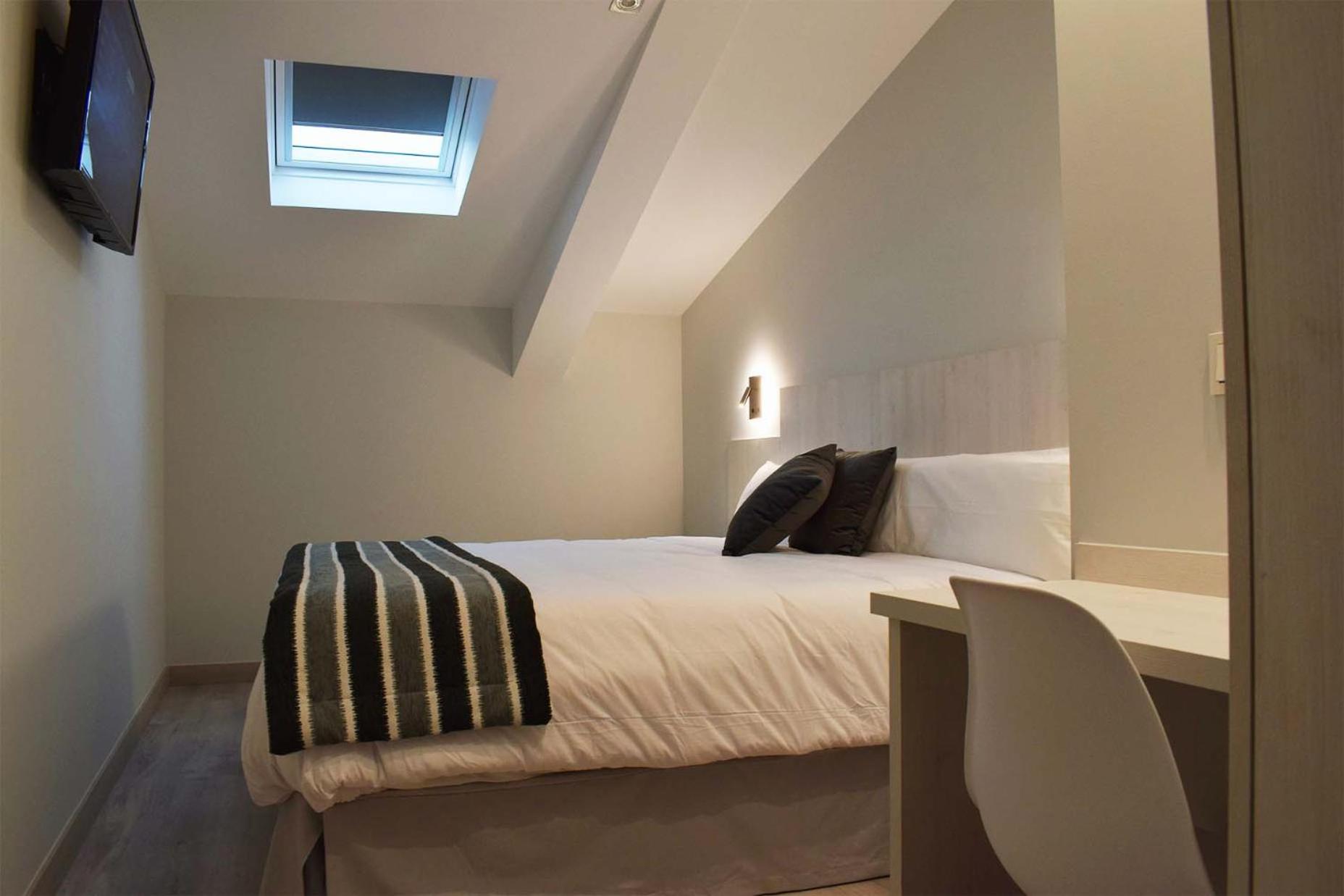 Double Room - Photo 4