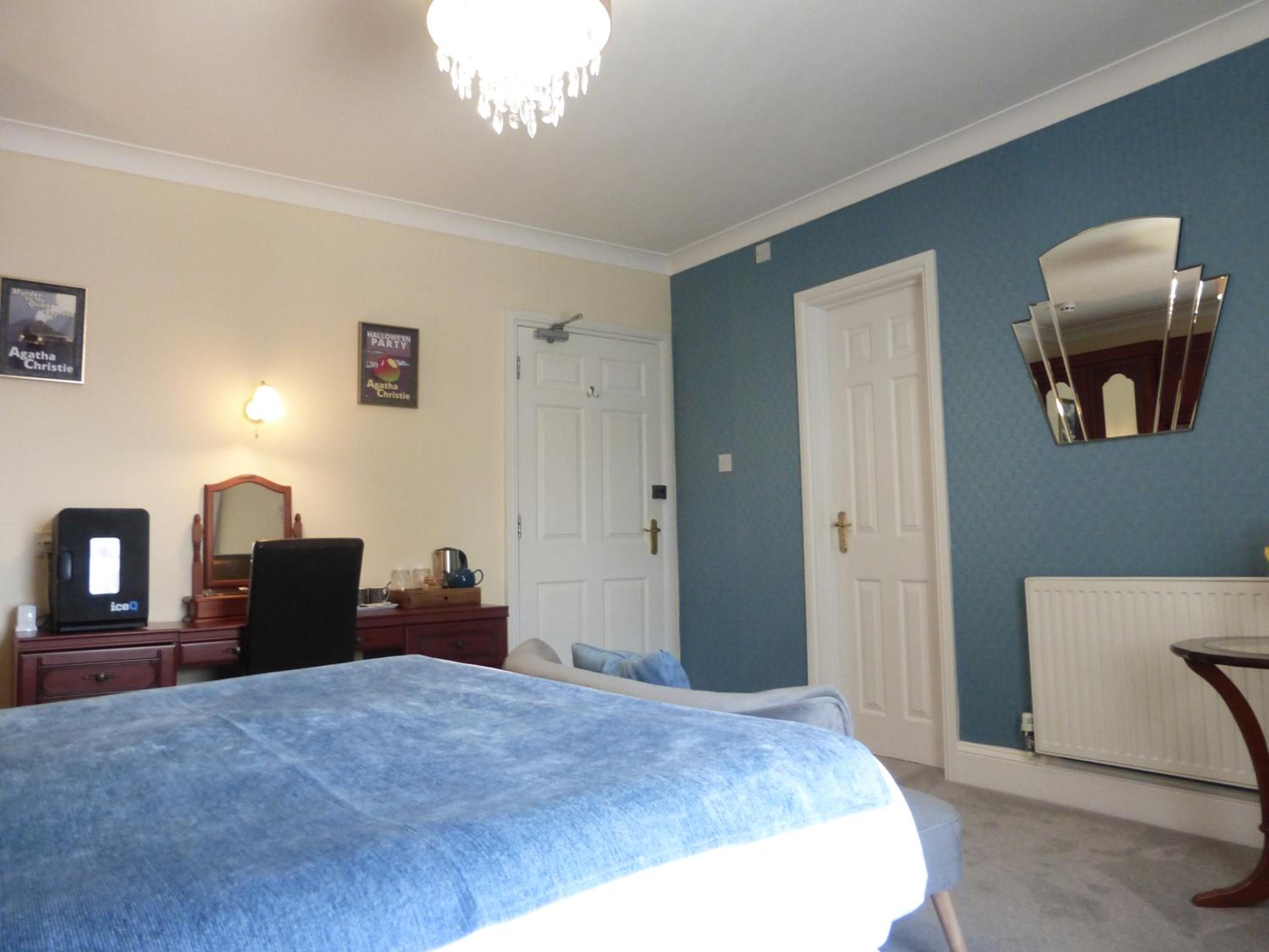 Superior King Room photo 3